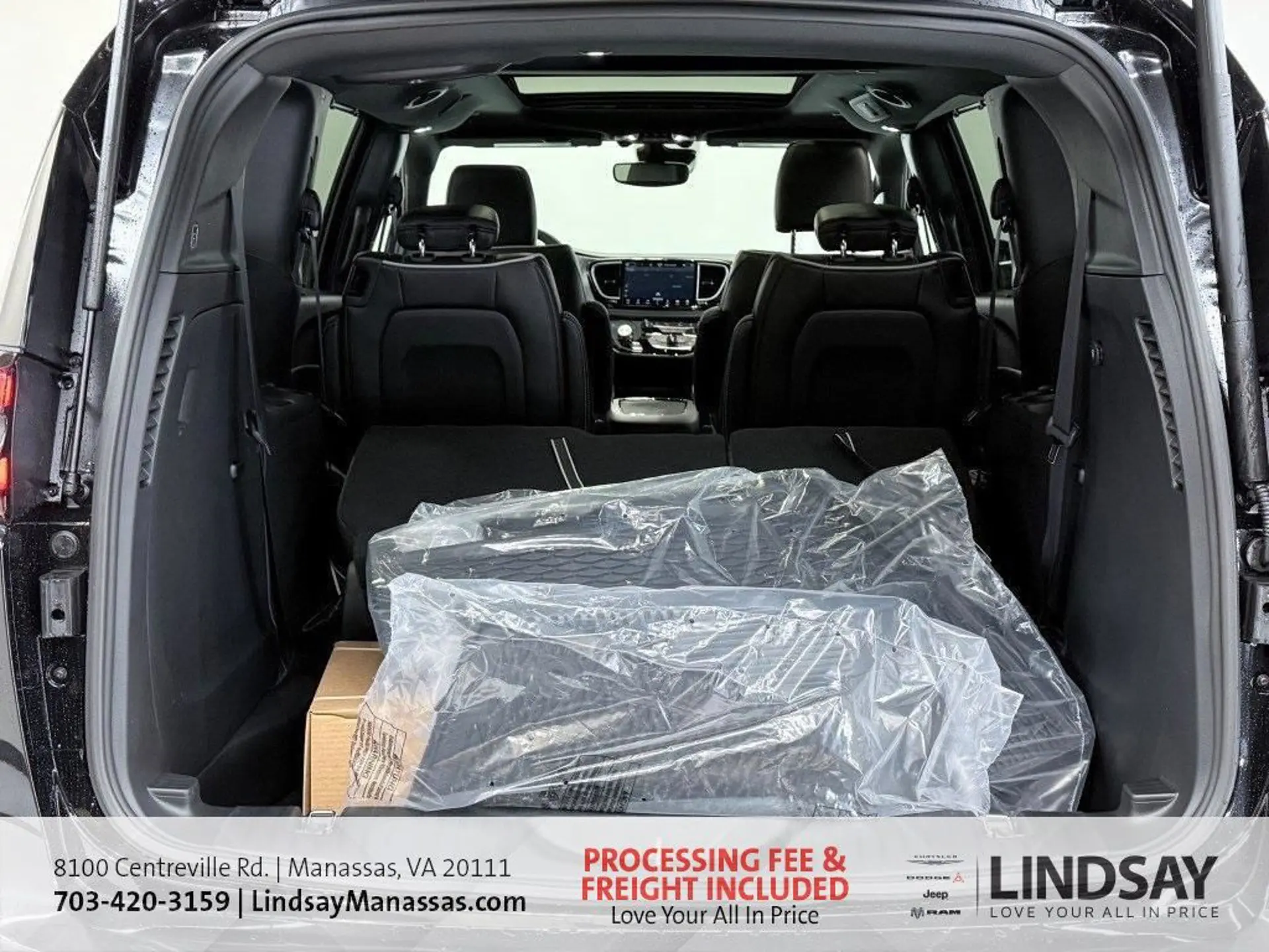 2026 Chrysler Pacifica Limited AWD photo 5