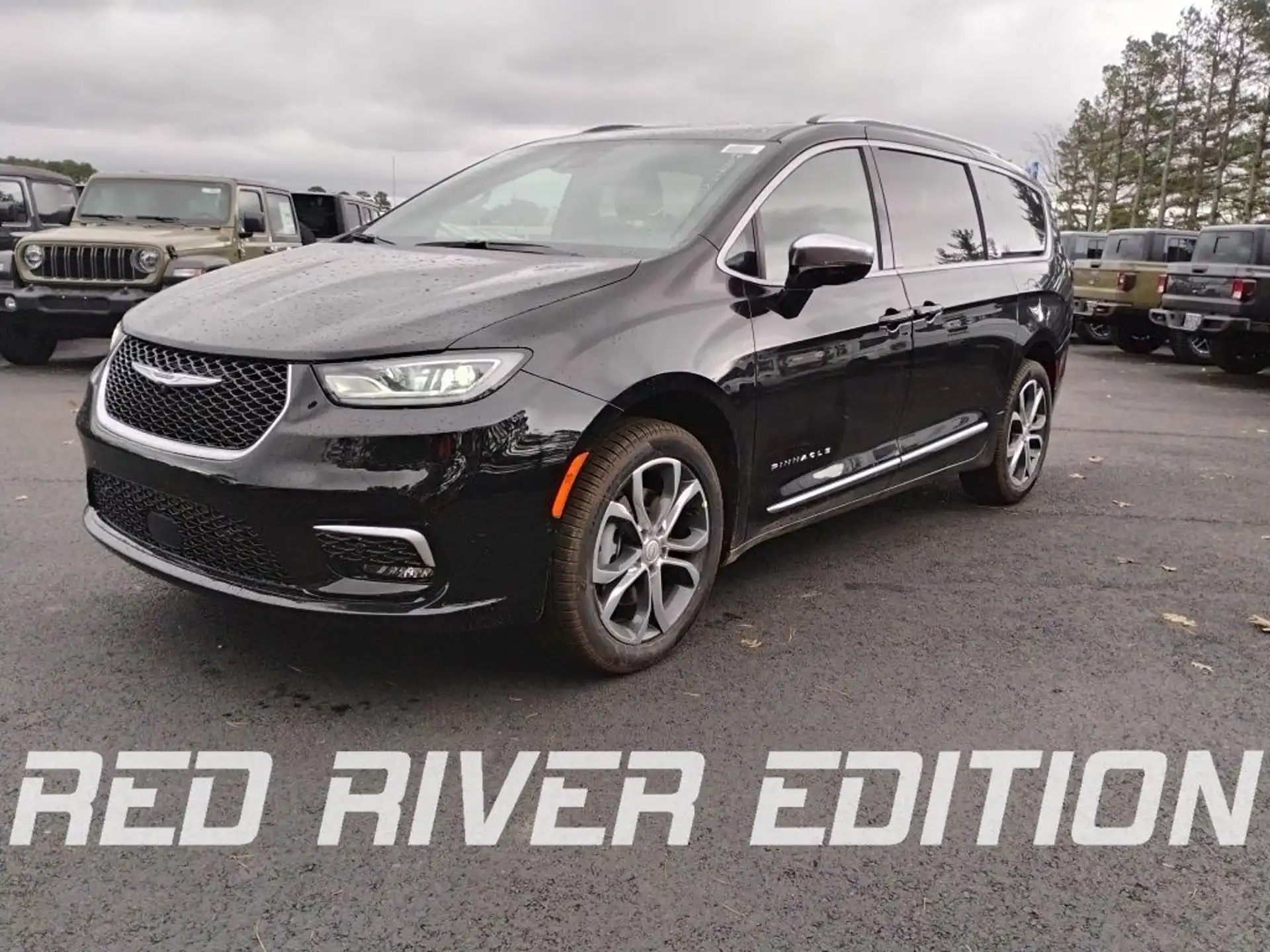 2026 Chrysler Pacifica Pinnacle AWD's photo