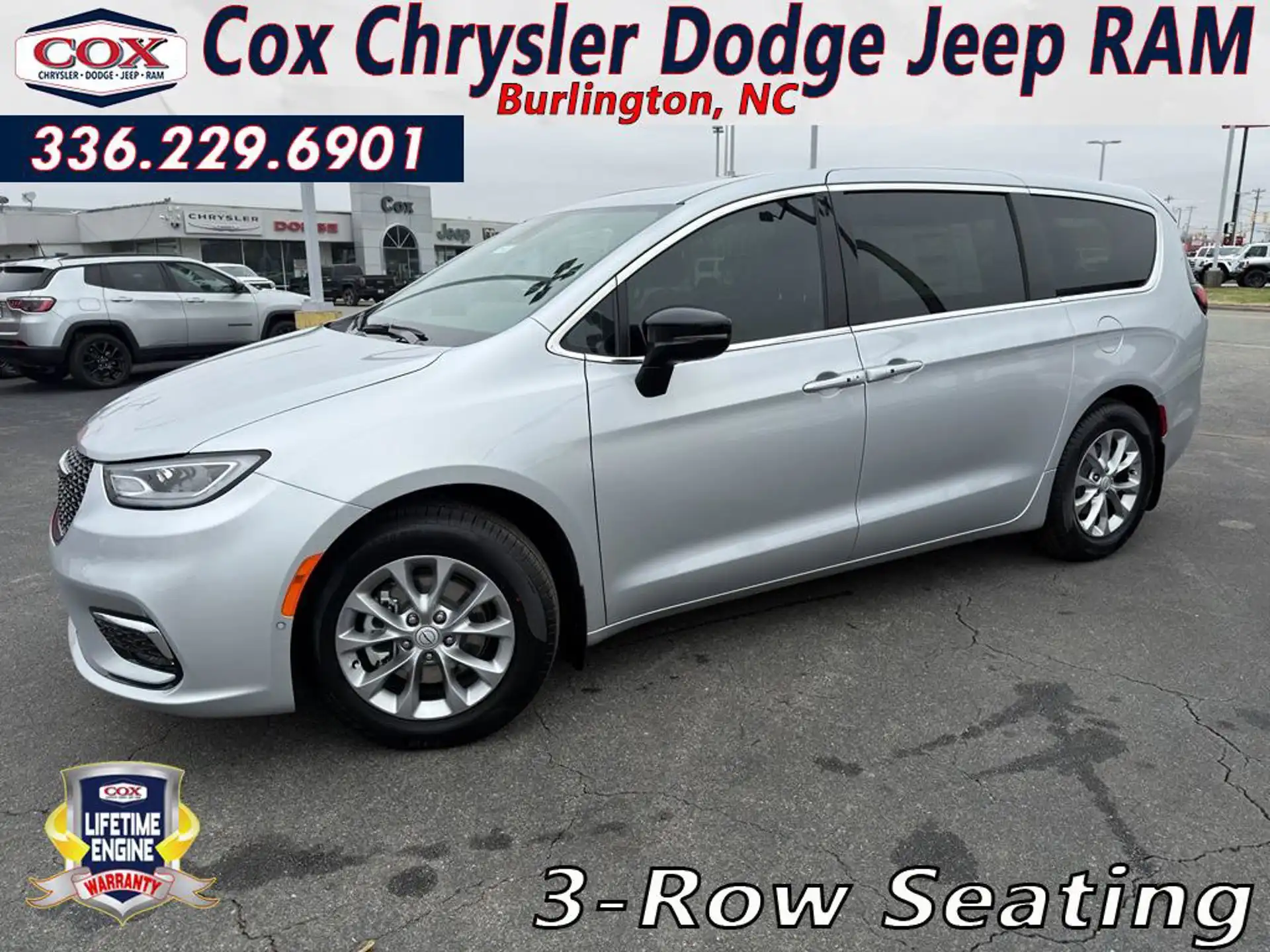 2026 Chrysler Pacifica Limited's photo