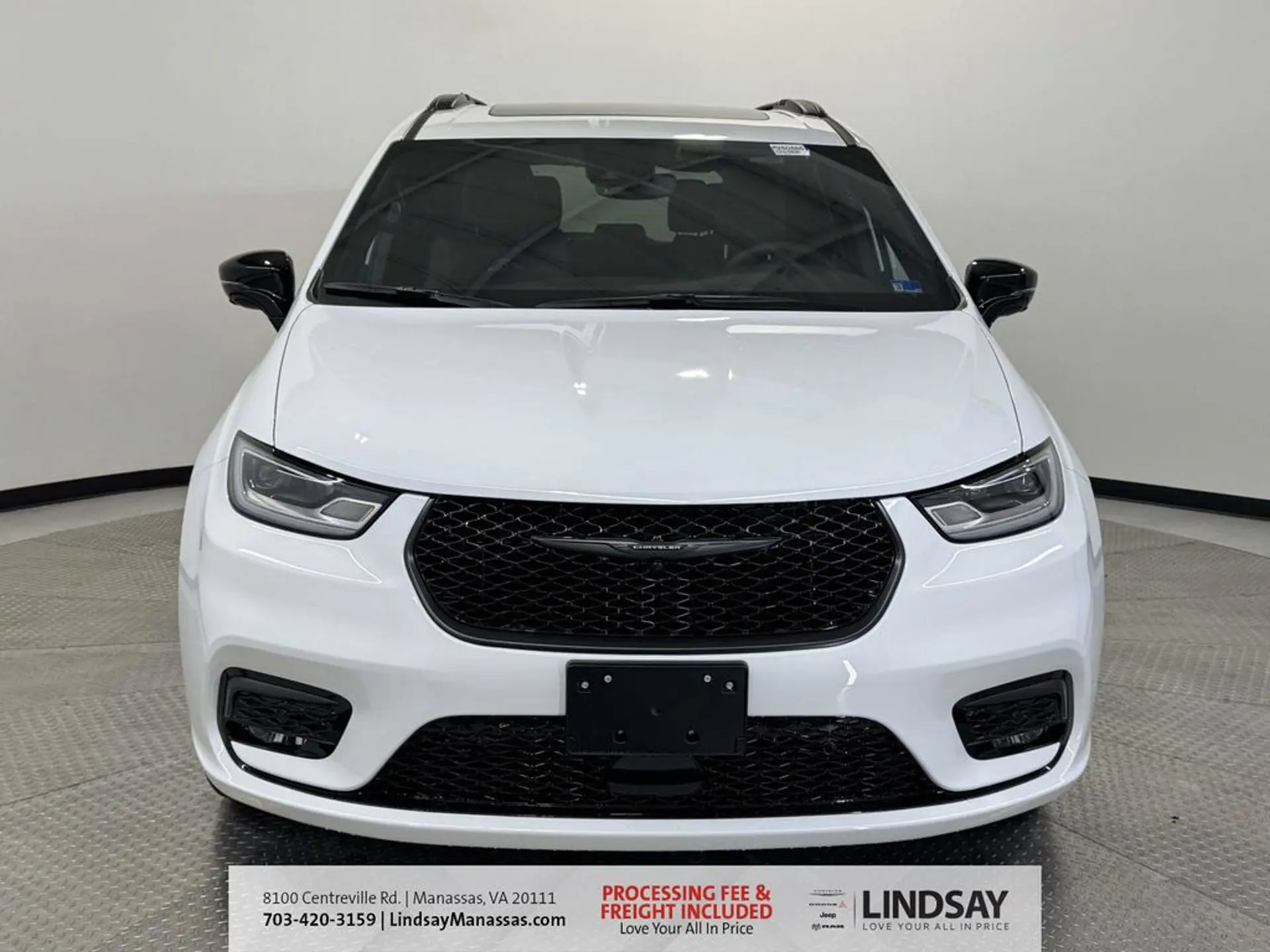 2026 Chrysler Pacifica Select photo 3