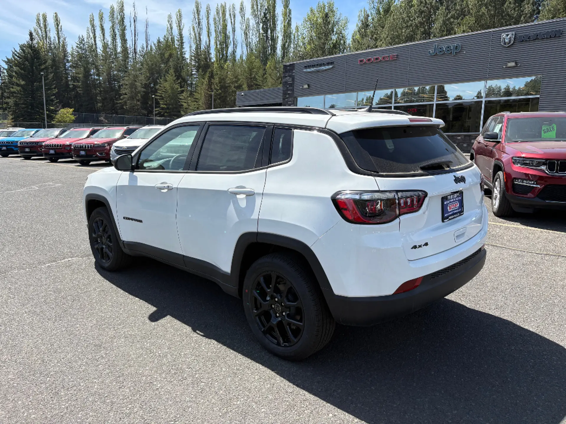 2026 Jeep Compass Altitude 4X4 photo 3