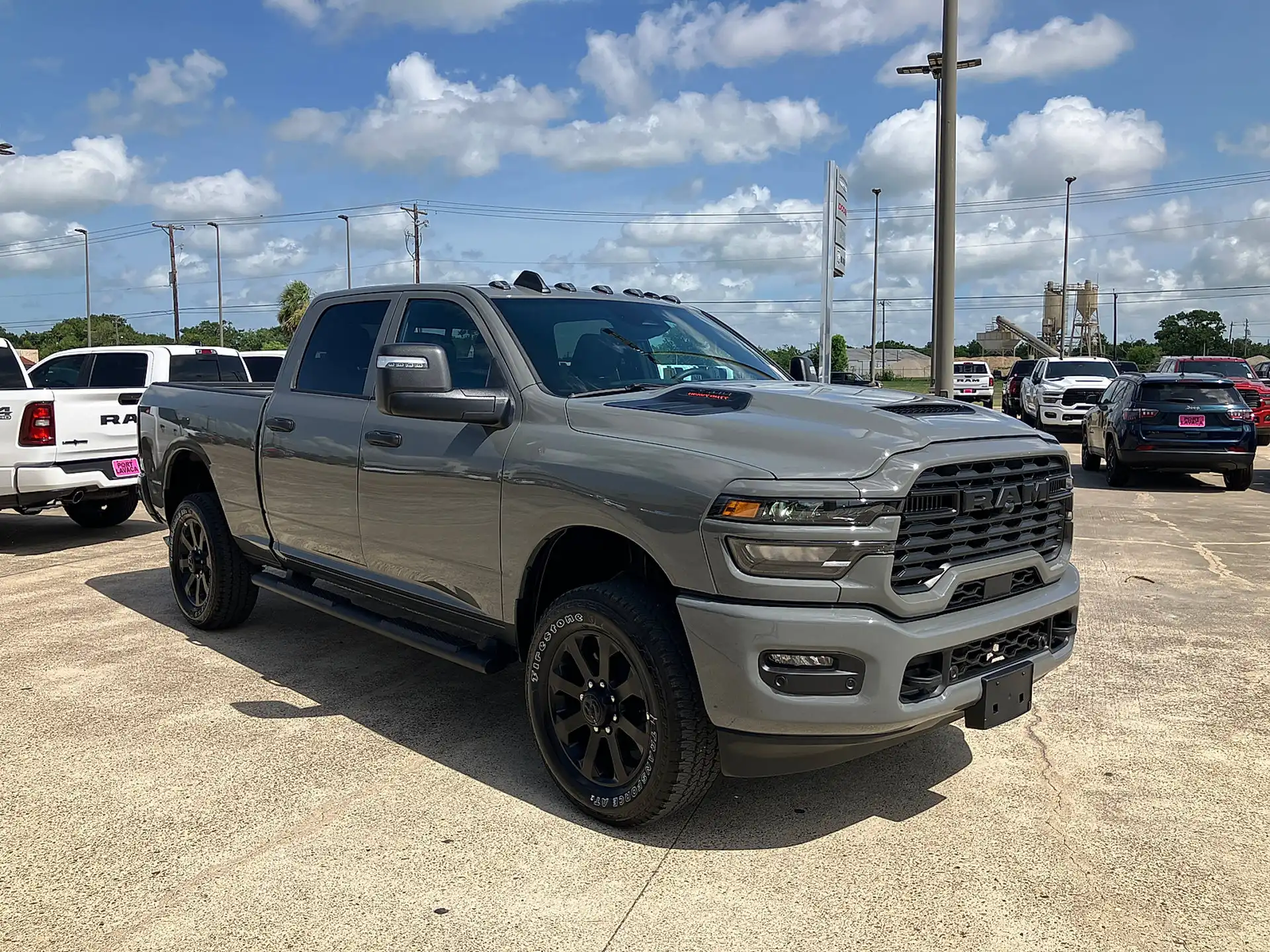 2026 RAM 2500 Tradesman/Black Express 4X4 Crew Cab SWB's photo