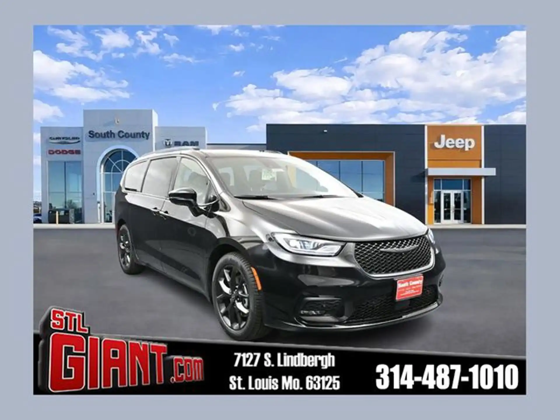 2026 Chrysler Pacifica Select's photo