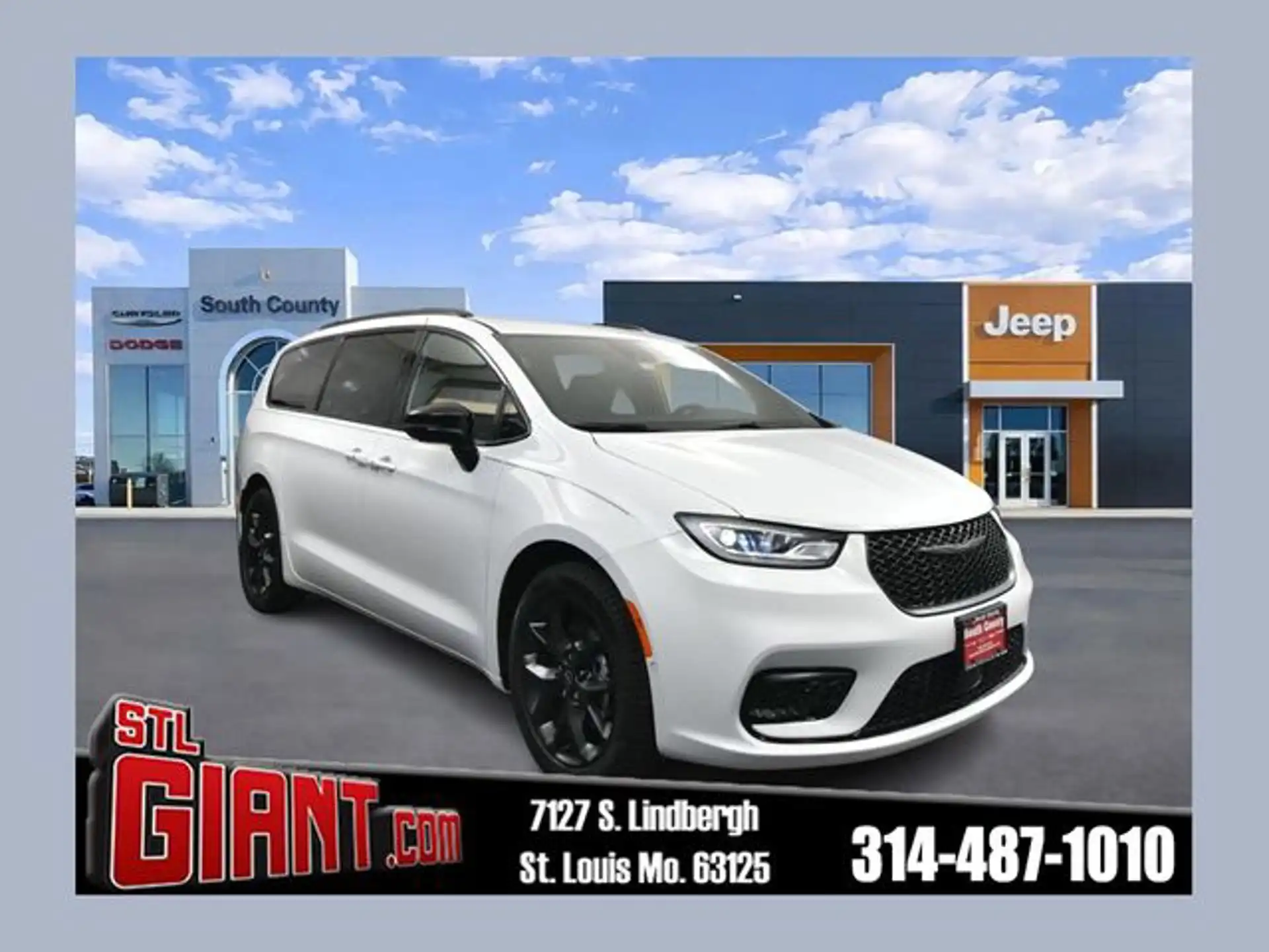 2026 Chrysler Pacifica Select's photo