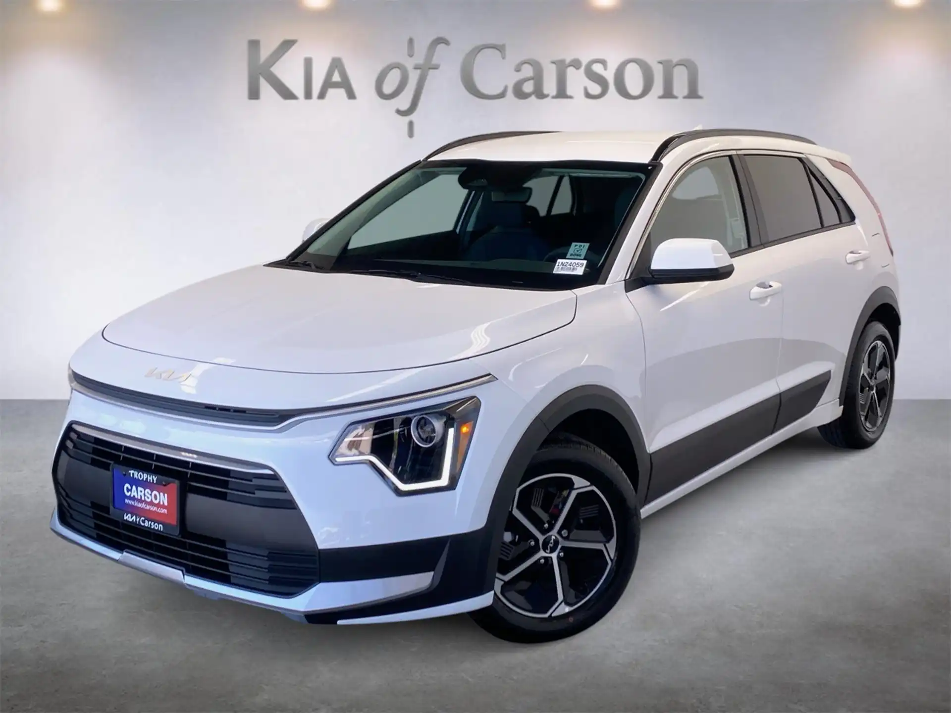 2026 Kia Niro LX HEV's photo