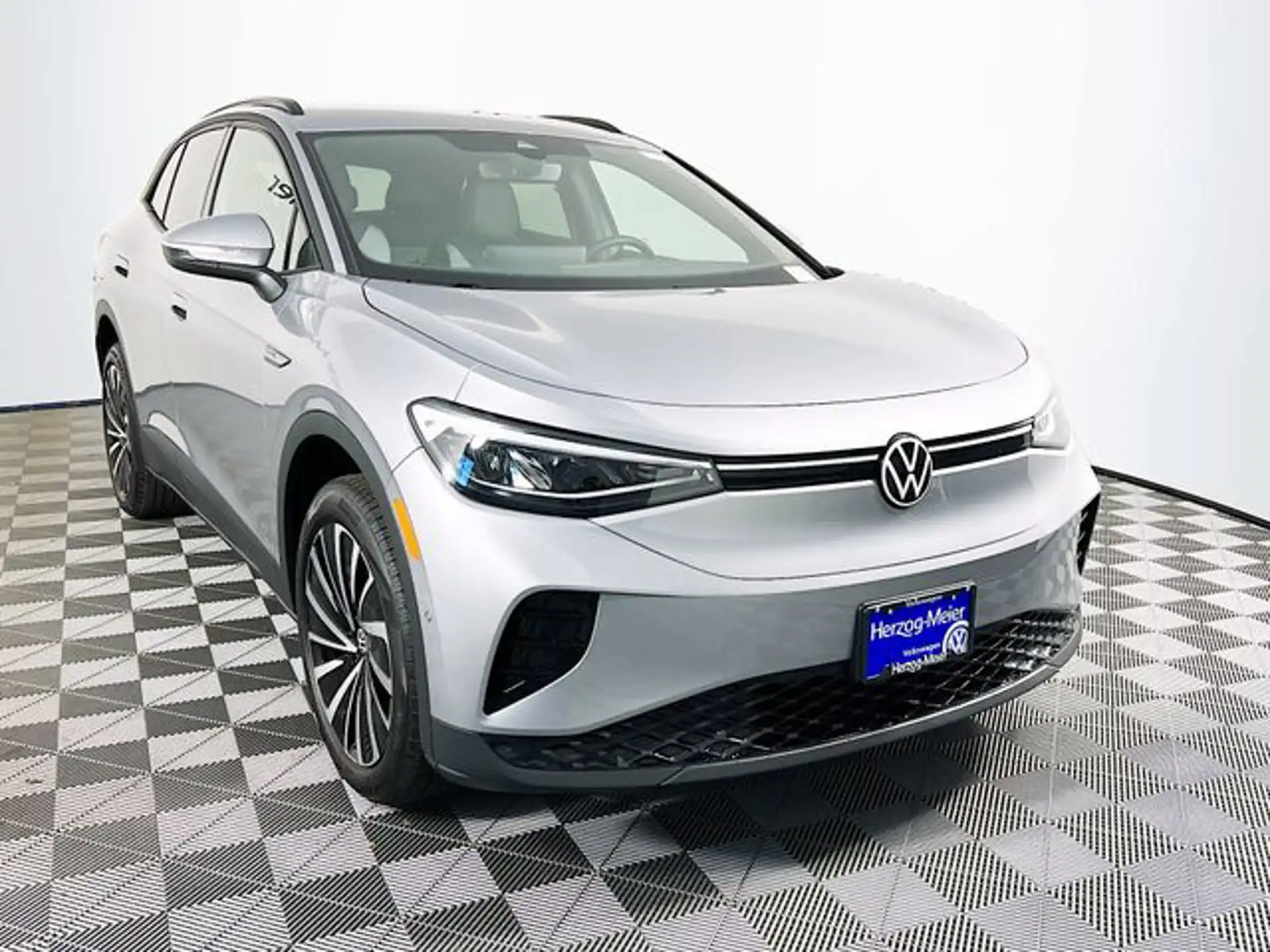 2025 Volkswagen ID.4 PRO AWD's photo