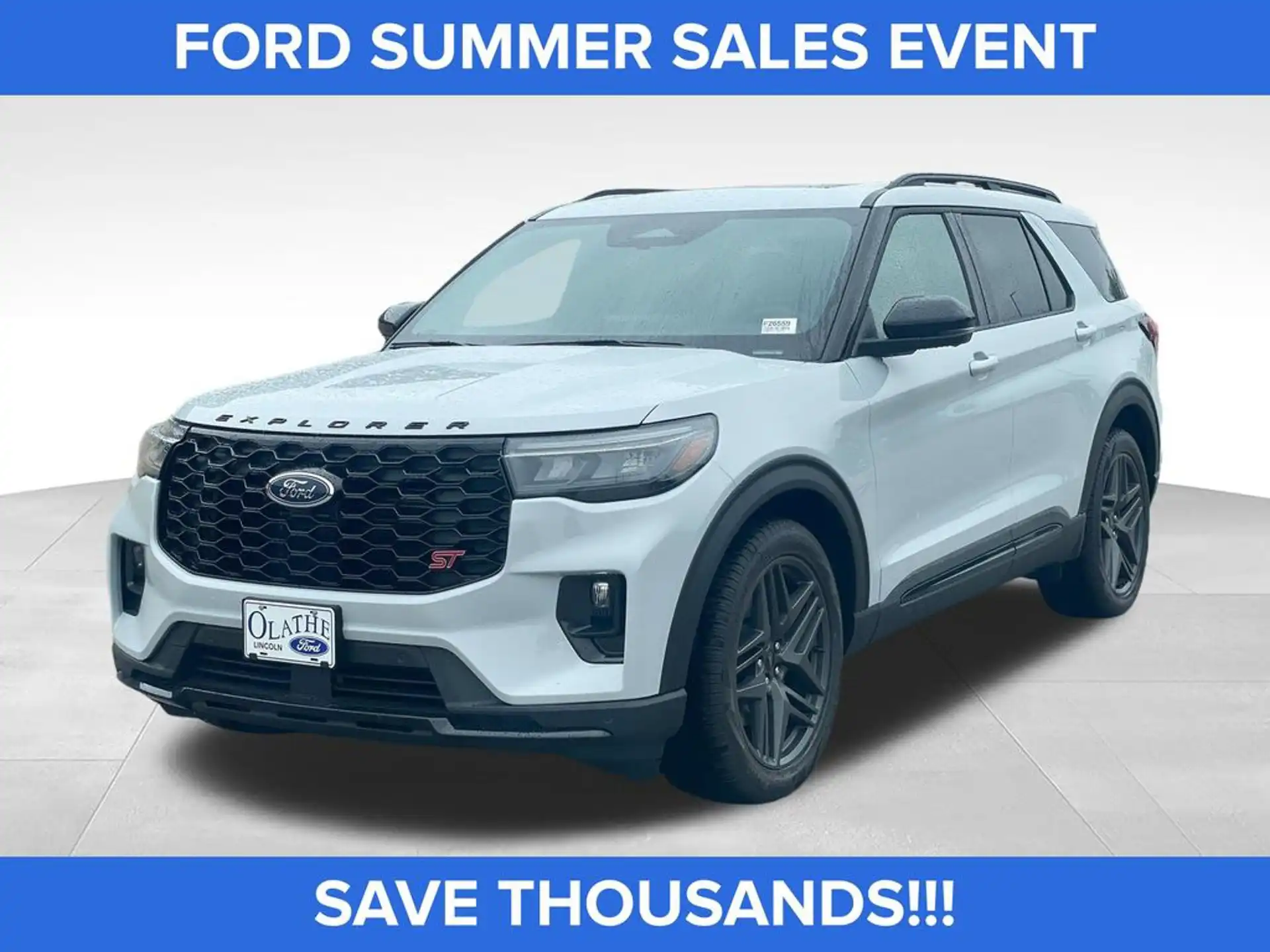 2026 Ford Explorer ST 4WD's photo