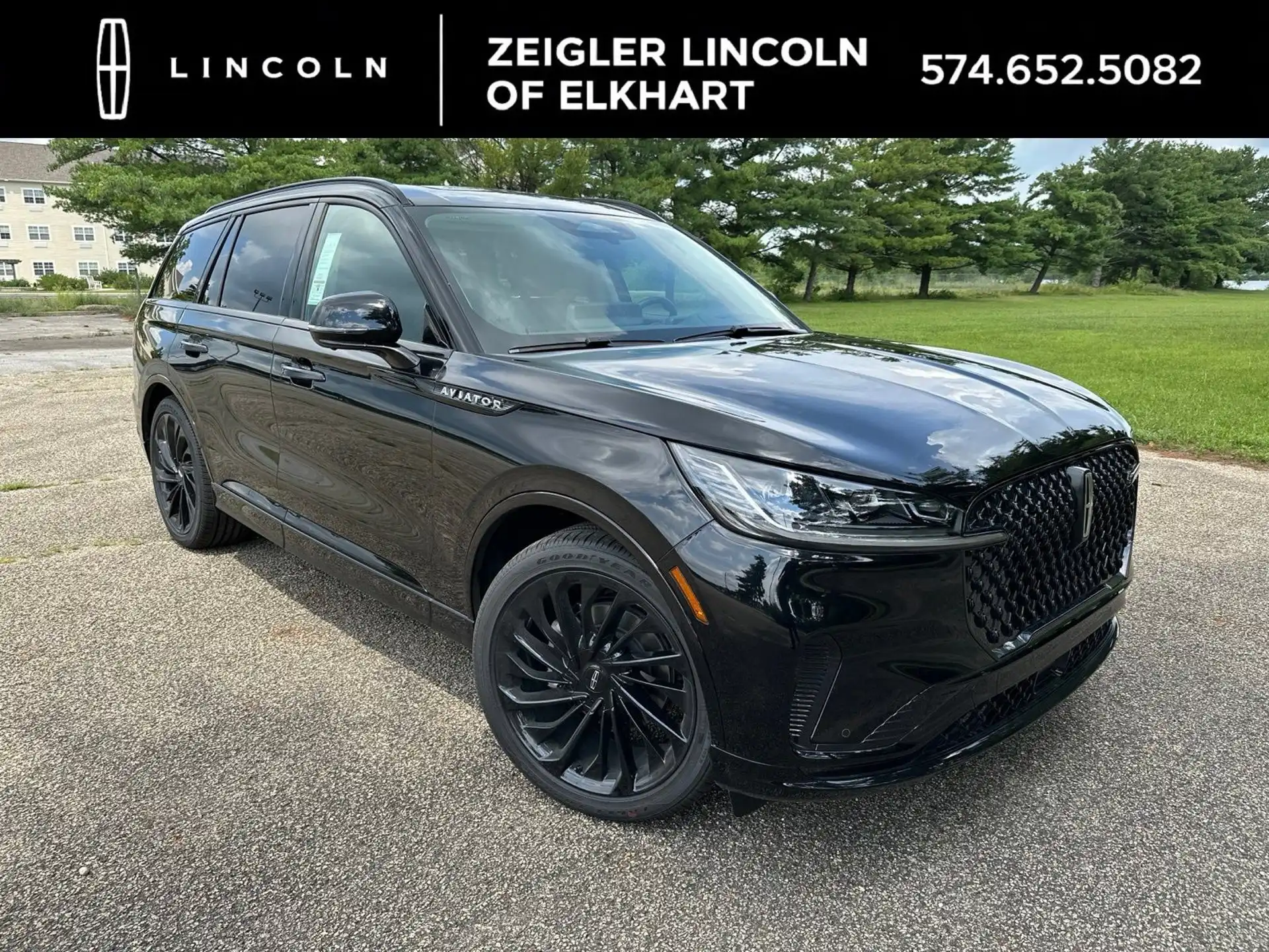 2026 Lincoln Aviator Reserve AWD's photo