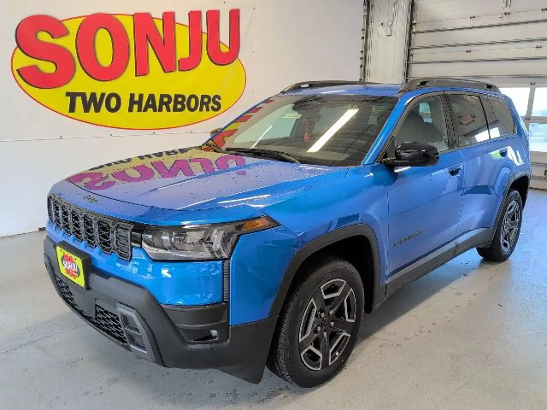 2026 Jeep Cherokee Laredo HEV 4X4's photo