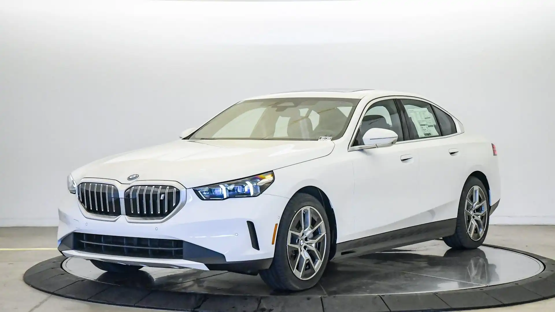 2026 BMW i5 xDrive40 Sedan's photo
