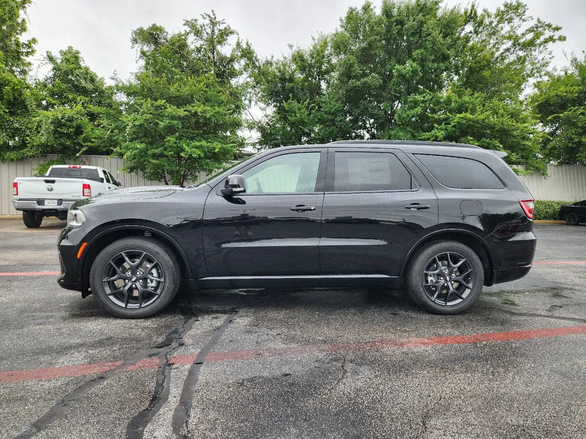 2026 Dodge Durango GT HEMI Plus V8 AWD photo 3