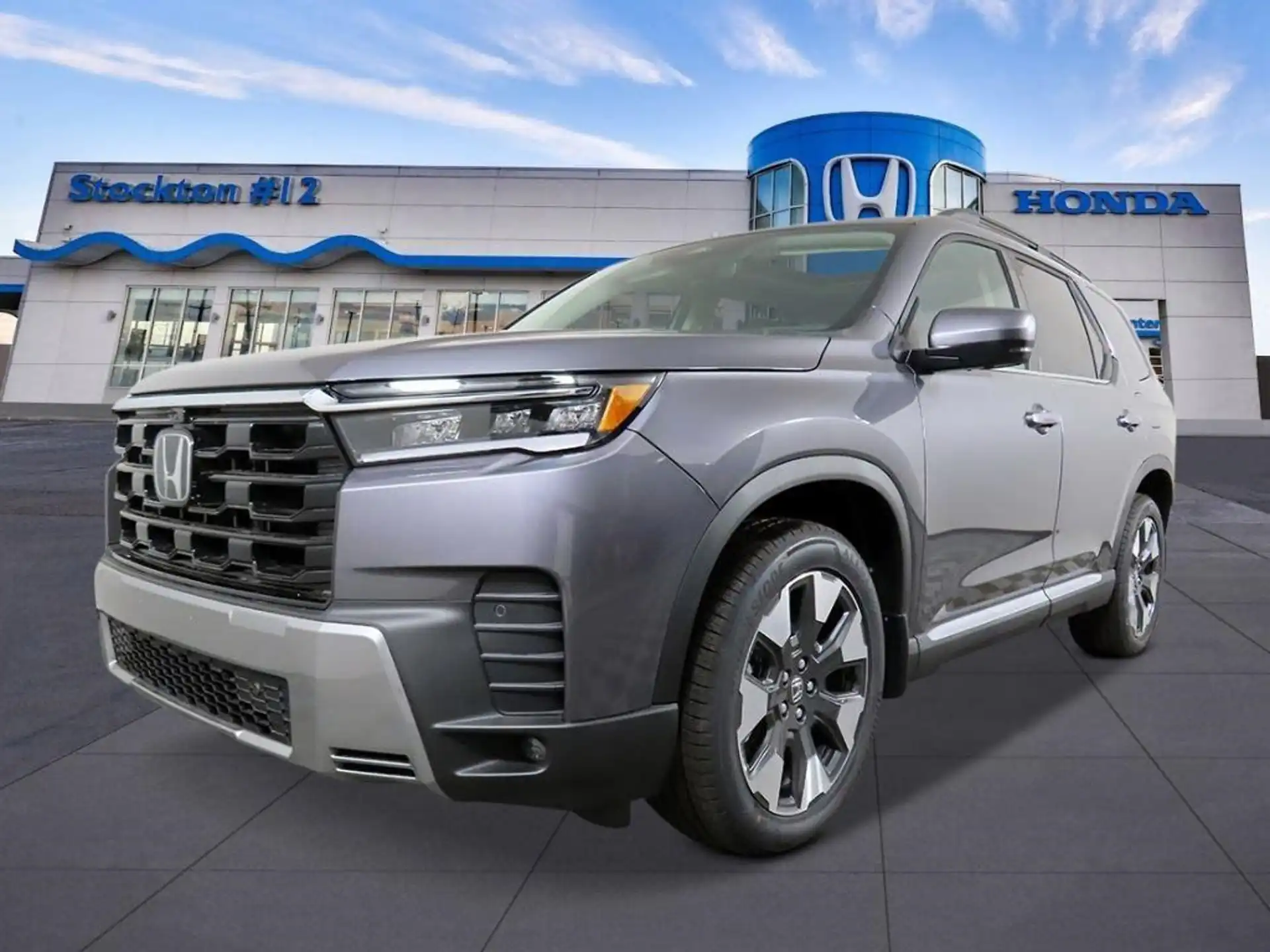 2026 Honda Pilot Touring AWD's photo