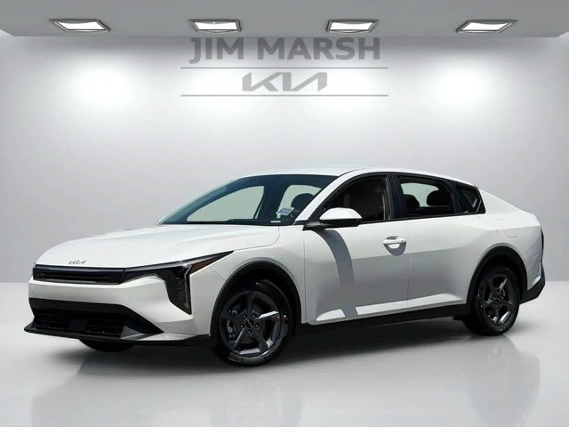 2026 Kia K4 LXS AT's photo