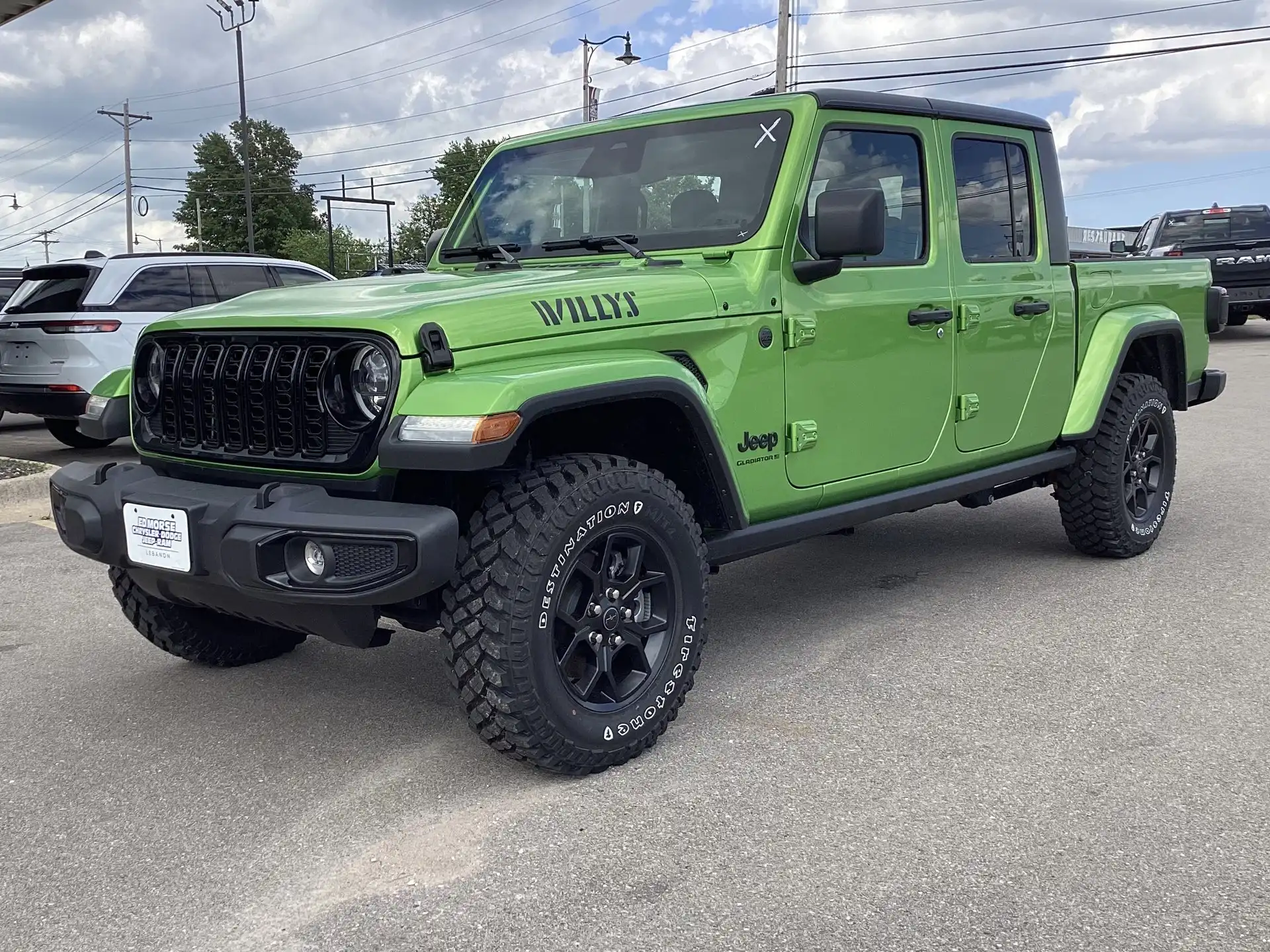 2026 Jeep Gladiator Willys Auto's photo