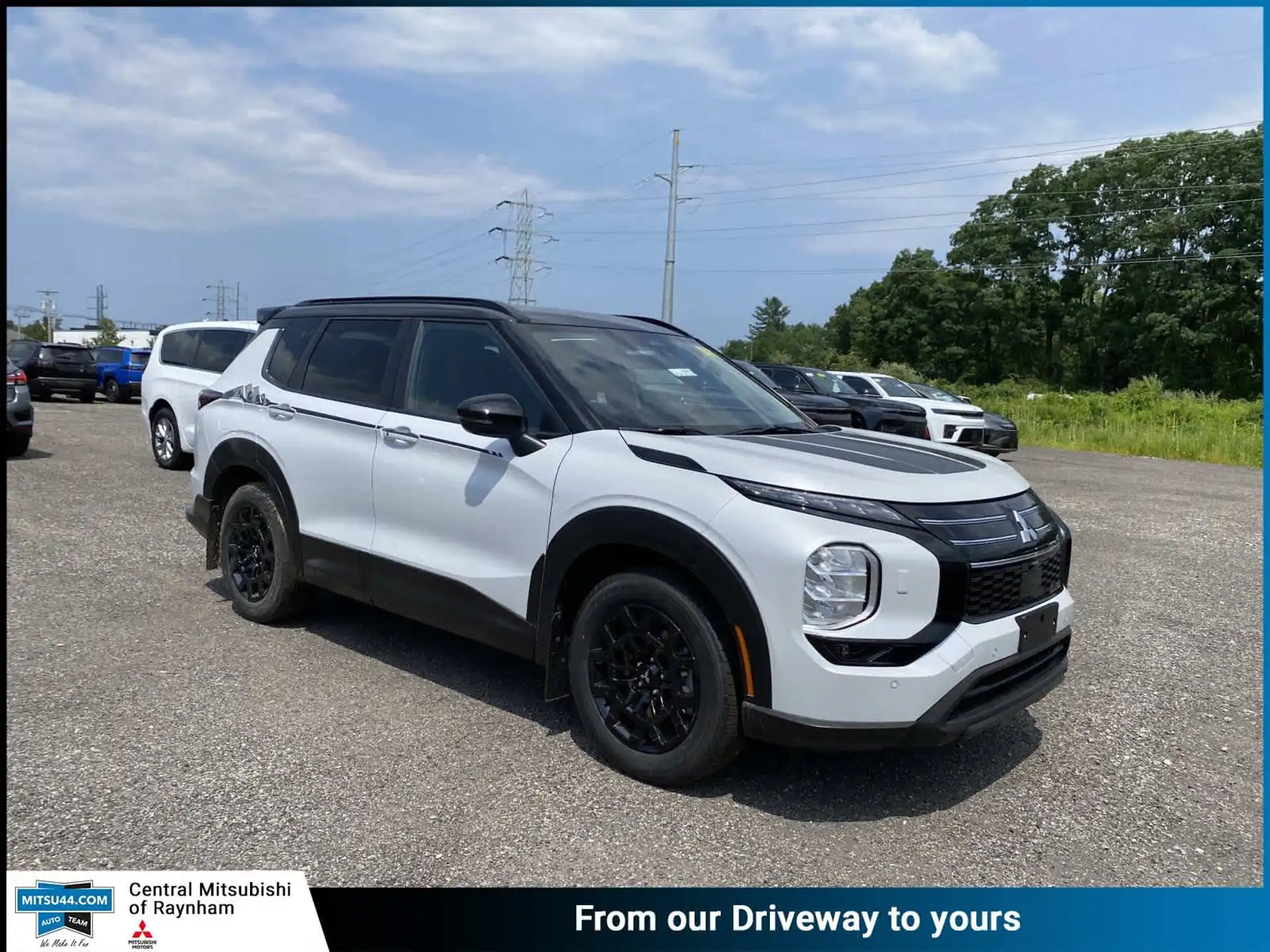 2026 Mitsubishi Outlander Trail Edition S-AWC's photo