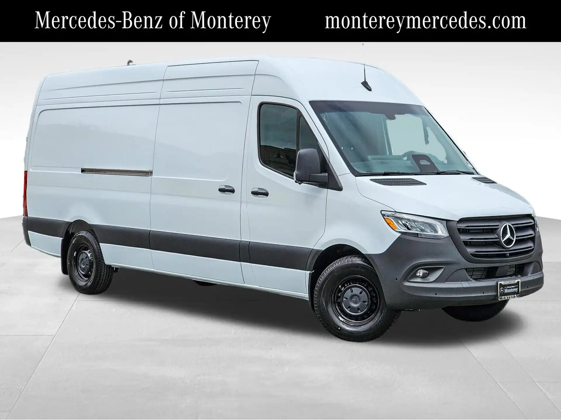 2026 Mercedes-Benz Sprinter 2500 170 WB High Roof's photo