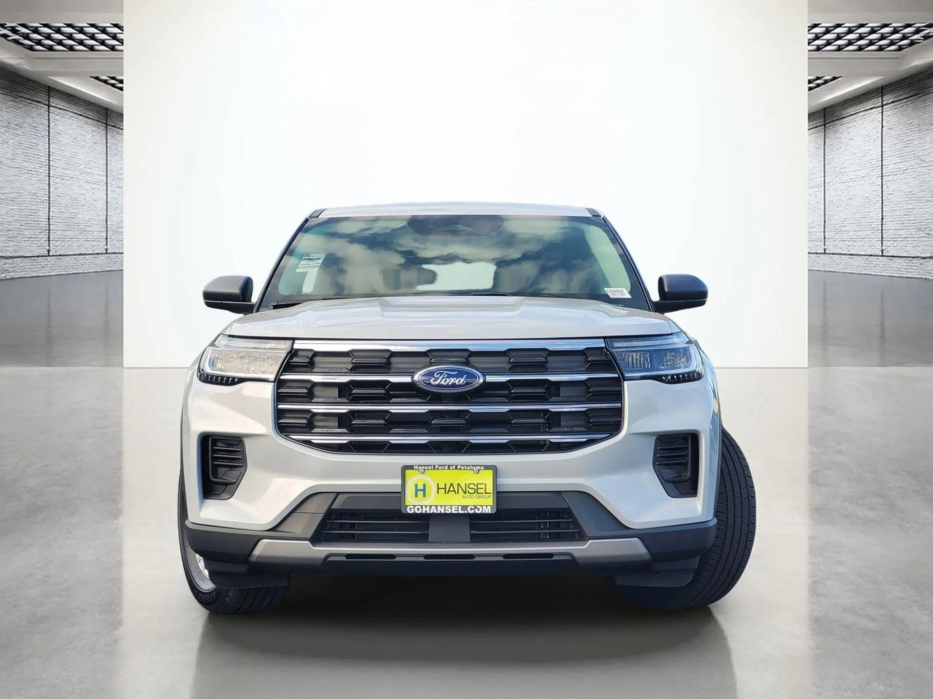 2026 Ford Explorer undefined photo 4