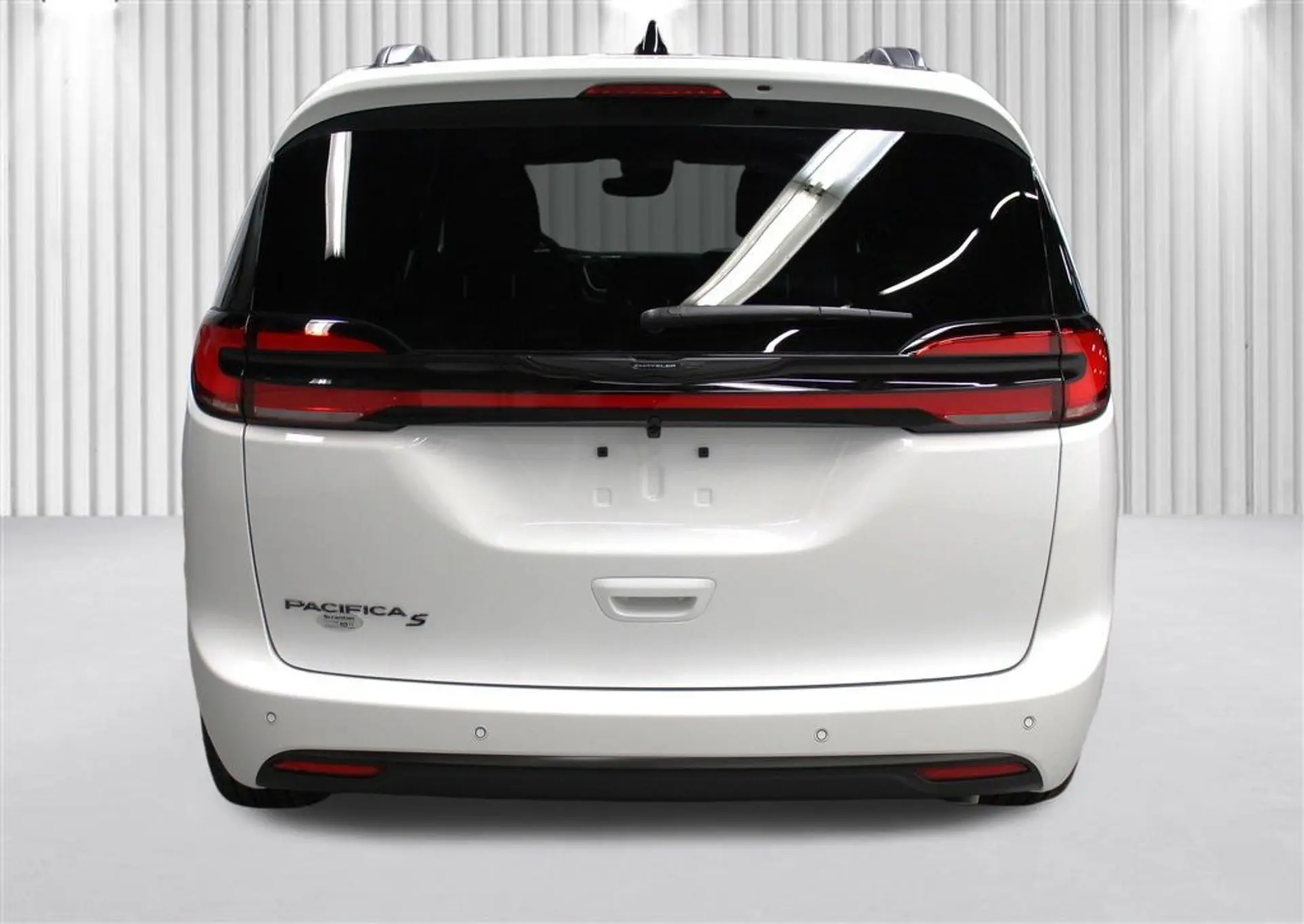 2026 Chrysler Pacifica Select photo 4