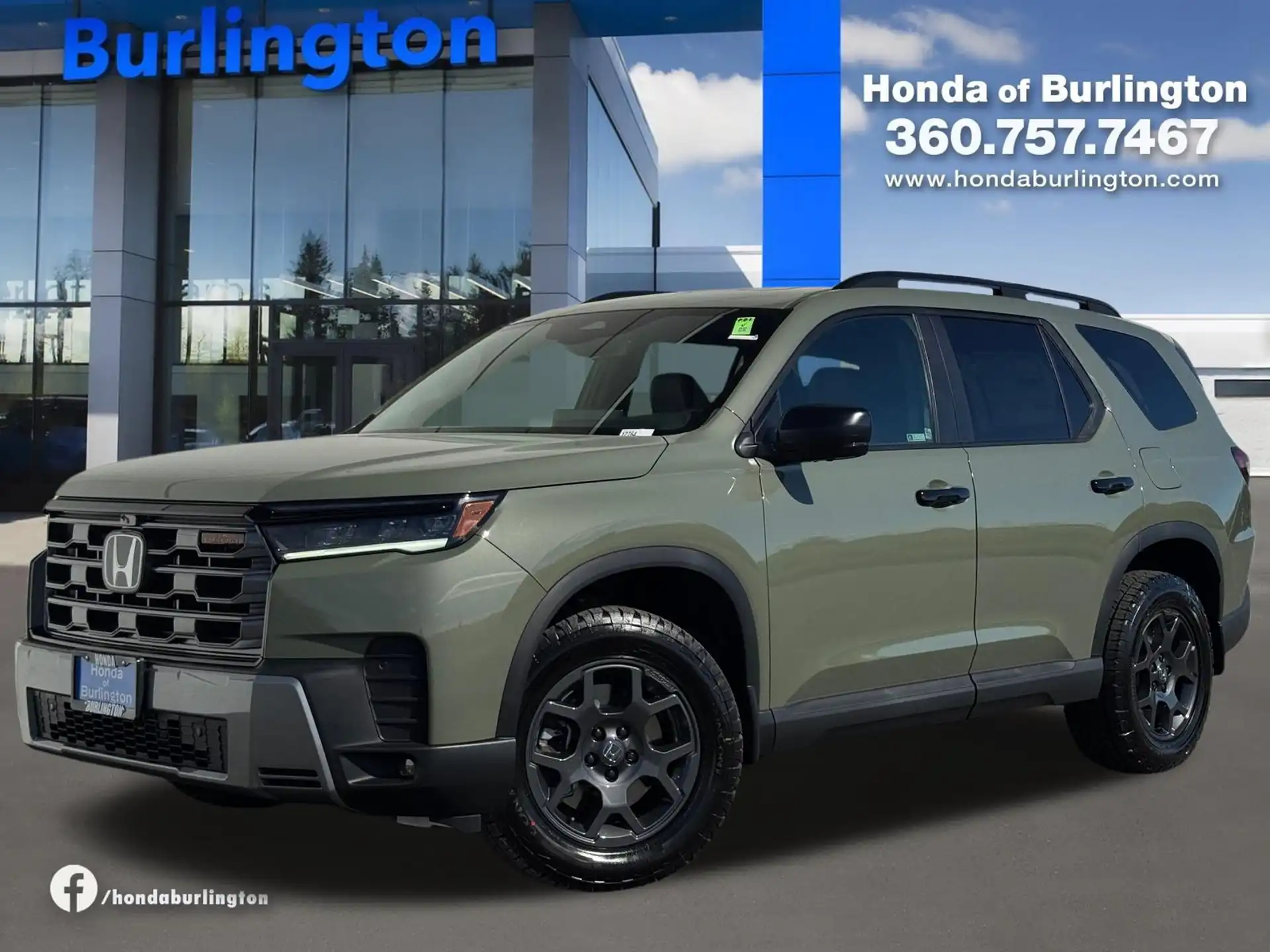 2026 Honda Pilot TrailSport AWD's photo
