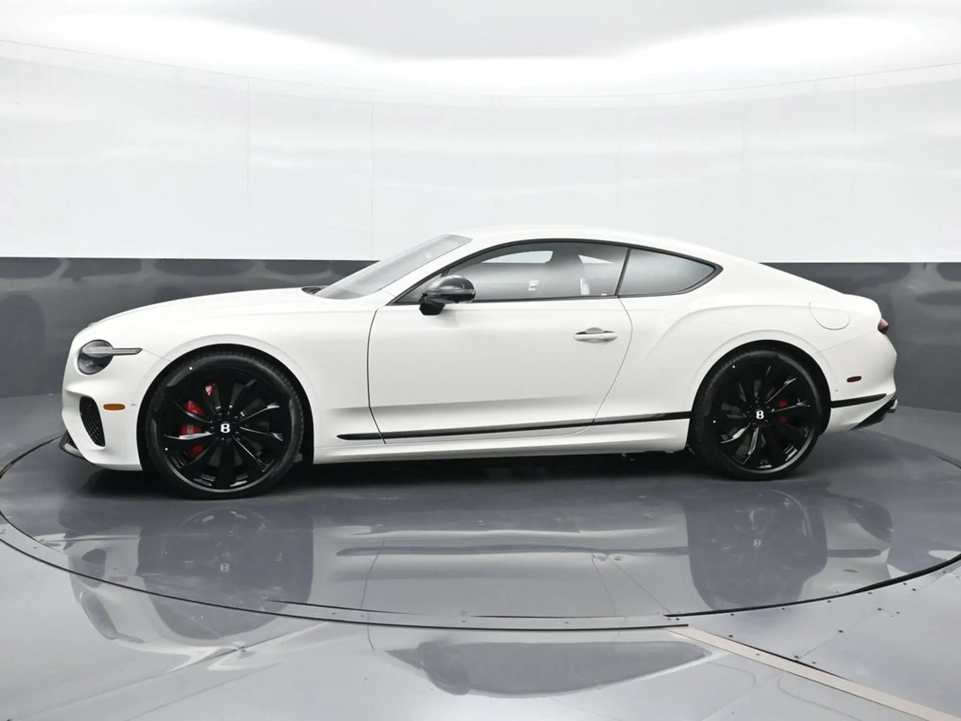 2026 Bentley Continental GT Base photo 5