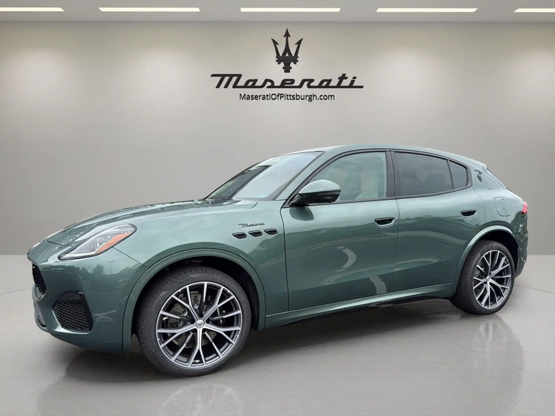2026 Maserati Grecale Modena V6's photo