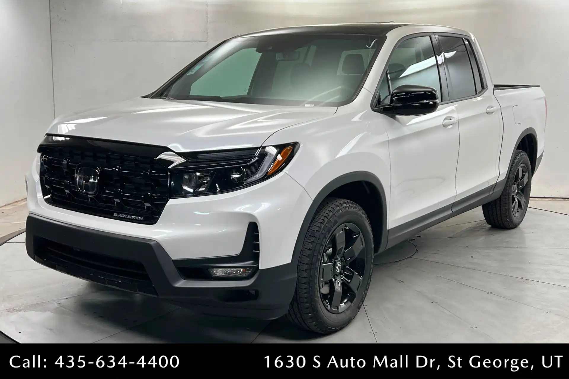 2026 Honda Ridgeline Black Edition 2-Tone's photo