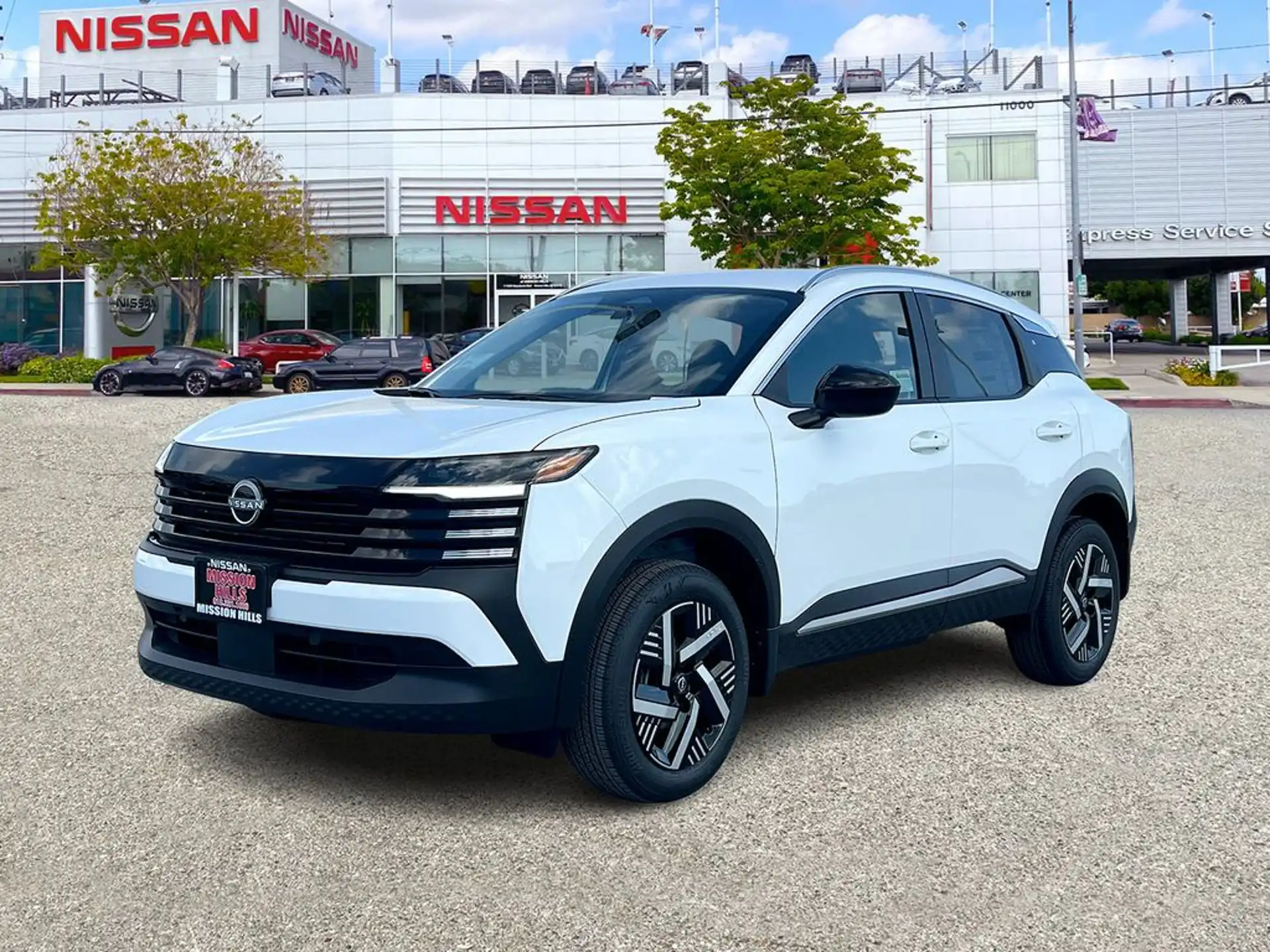2026 Nissan Kicks 2.0 SV's photo