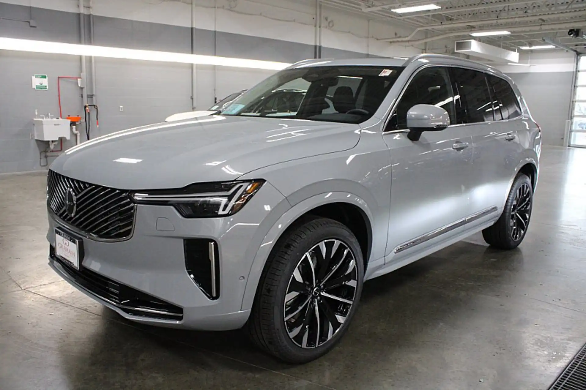 2026 Volvo XC90 B6 Plus Bright 7-Seater 4WD's photo
