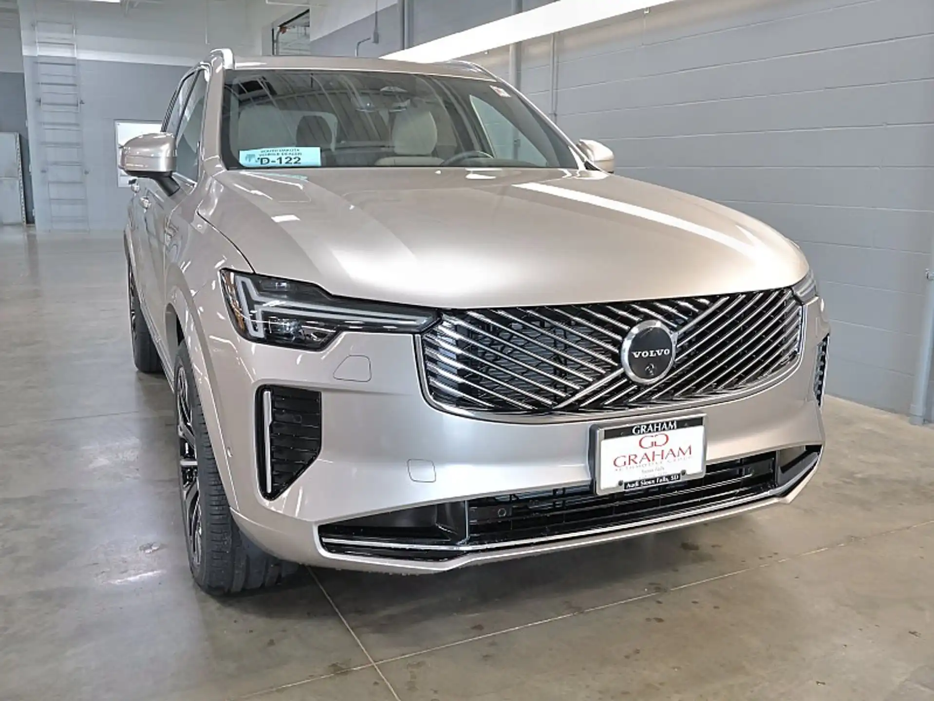 2026 Volvo XC90 B6 Plus Bright 7-Seater 4WD's photo