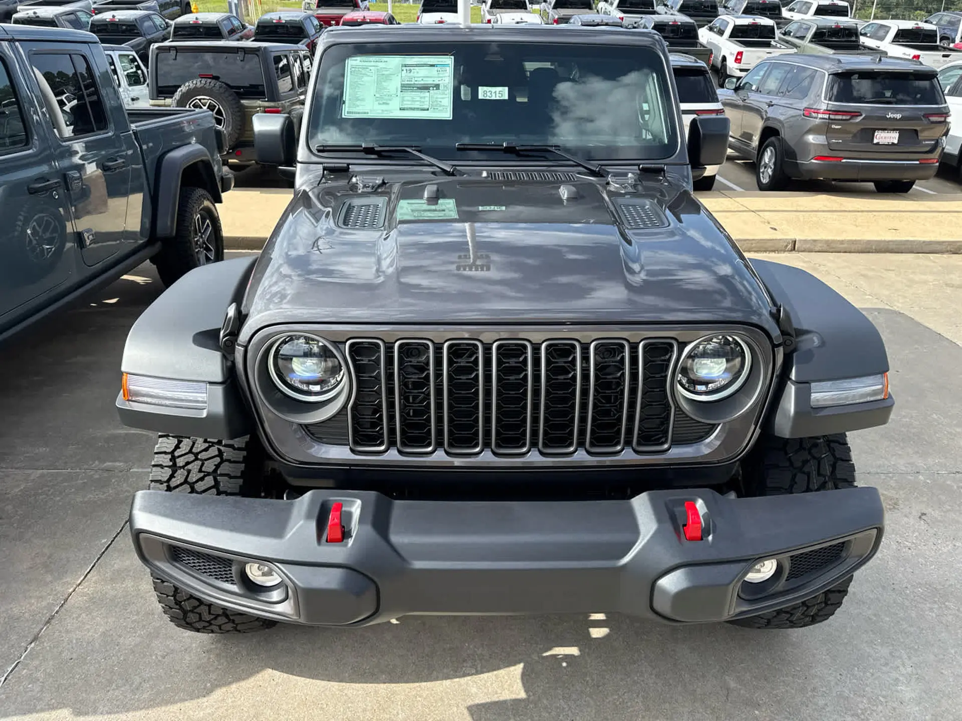 2026 Jeep Gladiator Rubicon Auto photo 3
