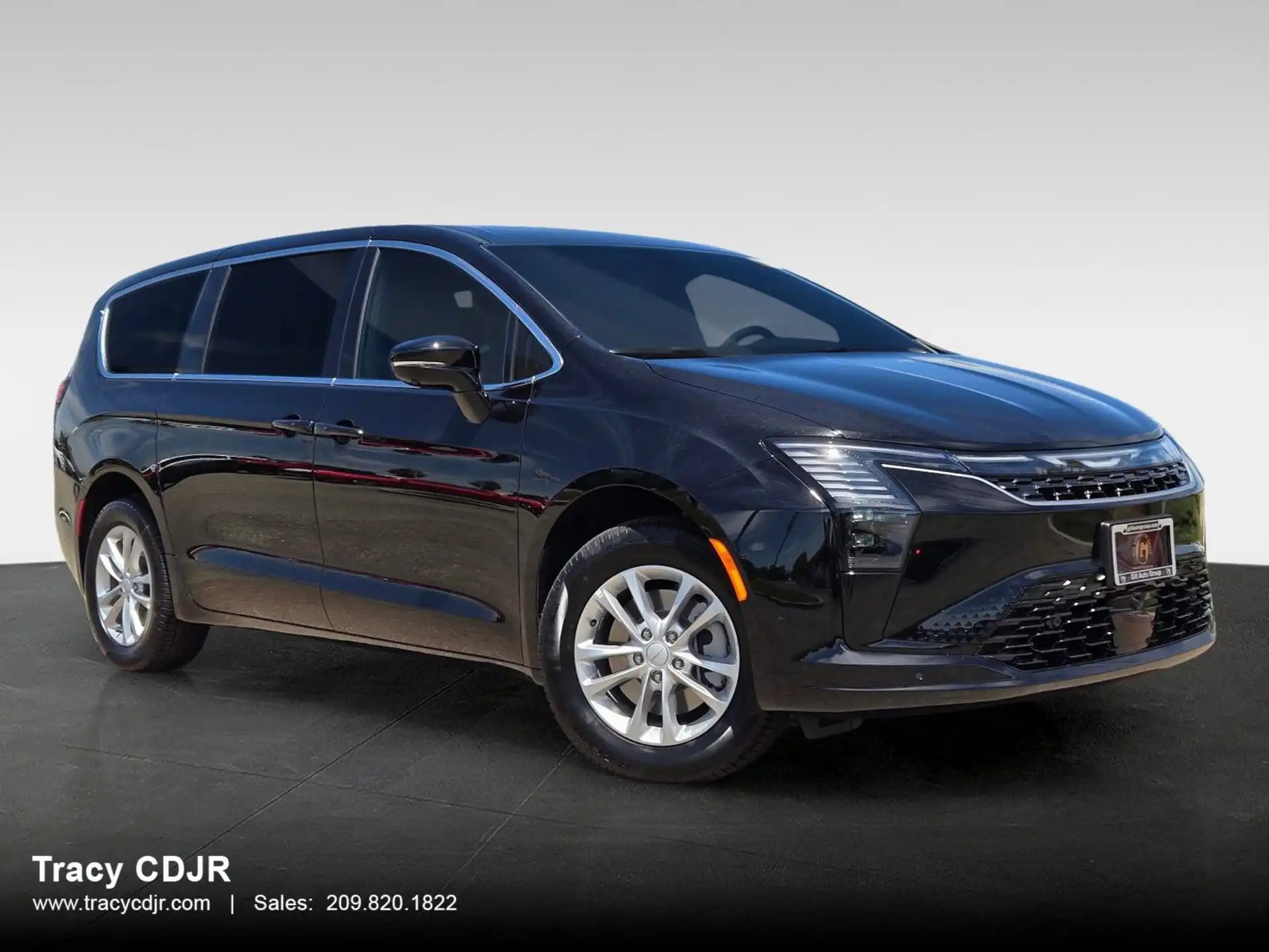 2027 Chrysler Pacifica Select AWD's photo