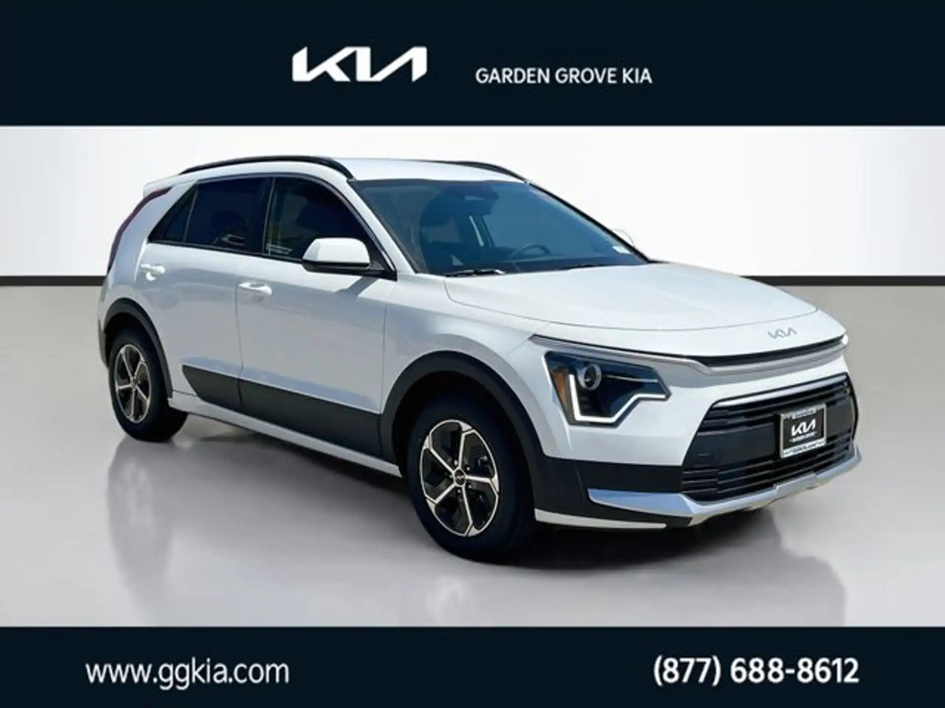 2026 Kia Niro LX HEV's photo