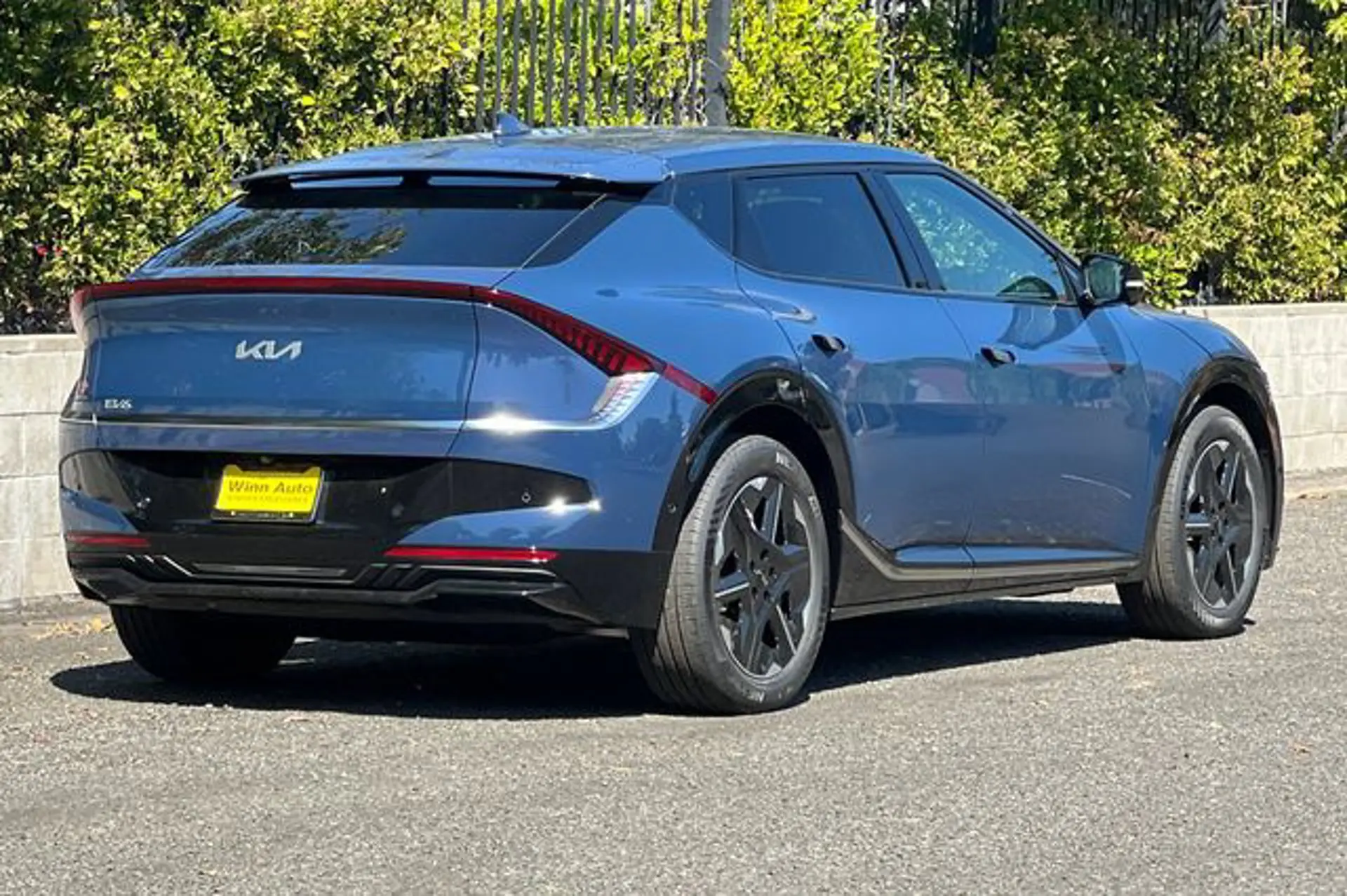 2026 Kia EV6 Wind photo 3