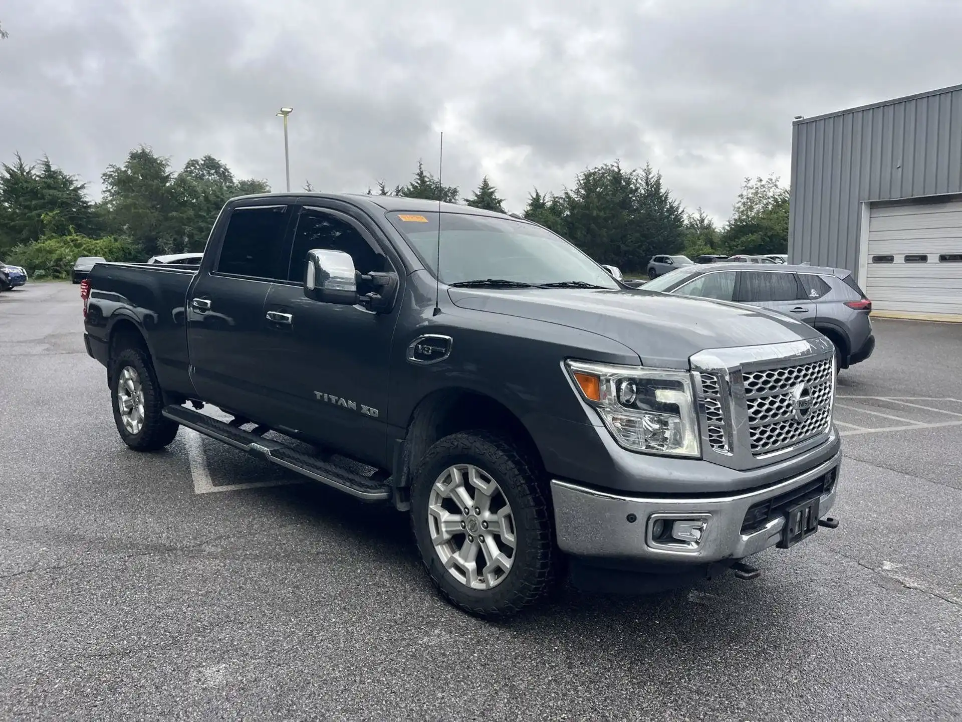 2017 Nissan Titan XD SL Crew Cab 4x4 SWB's photo