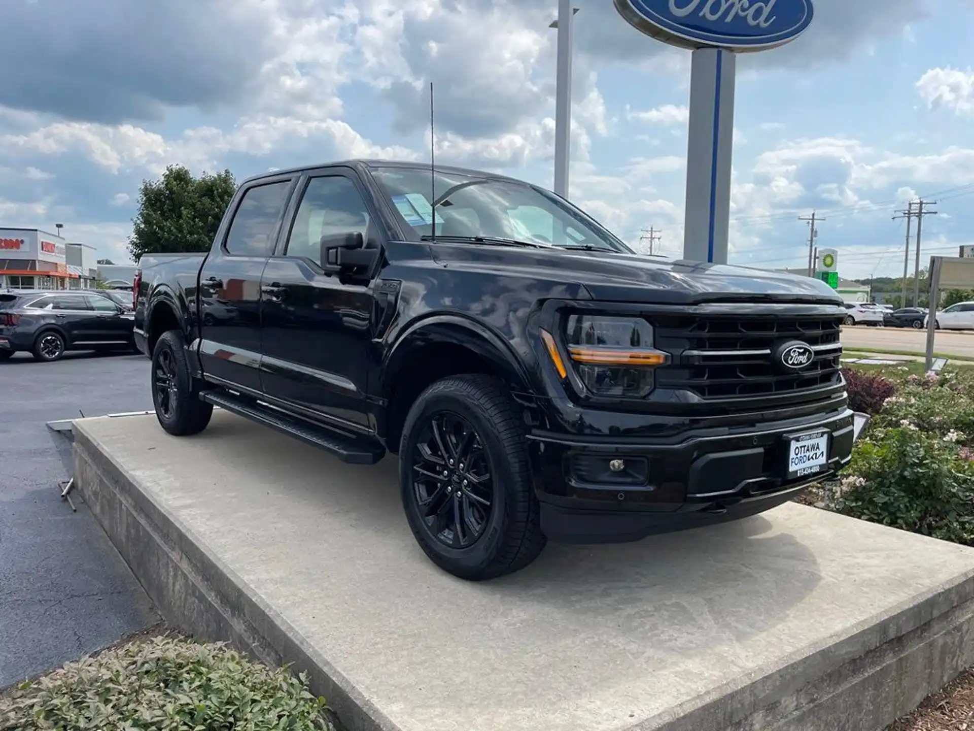 2026 Ford F-150 XLT 4x4 SuperCrew 5-1/2 Box's photo