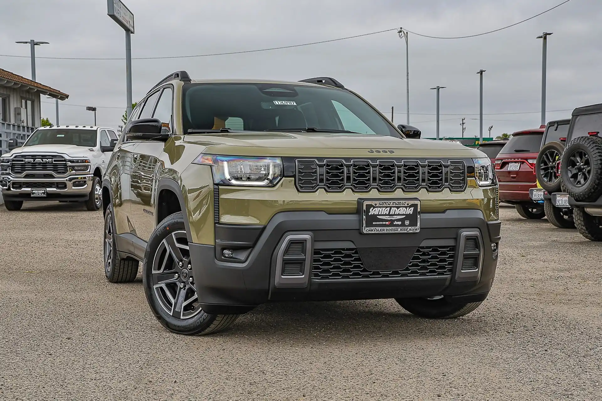 2026 Jeep Cherokee Limited HEV 4X4's photo
