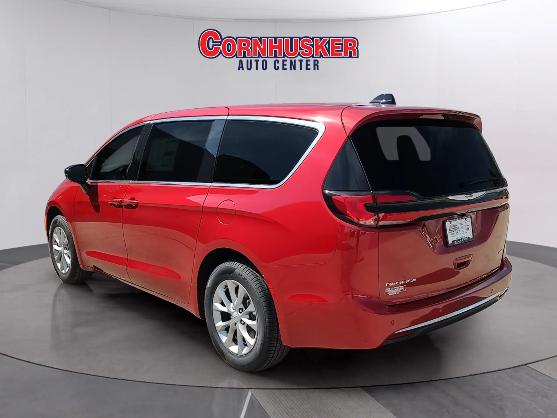 2026 Chrysler Pacifica Select AWD photo 5