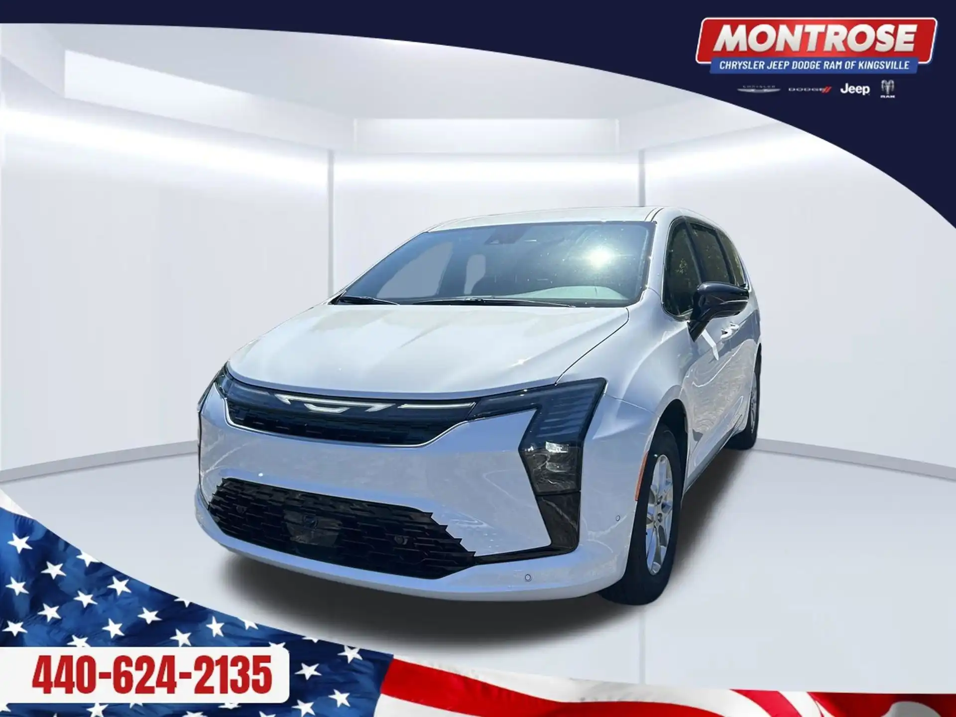 2027 Chrysler Pacifica Select's photo