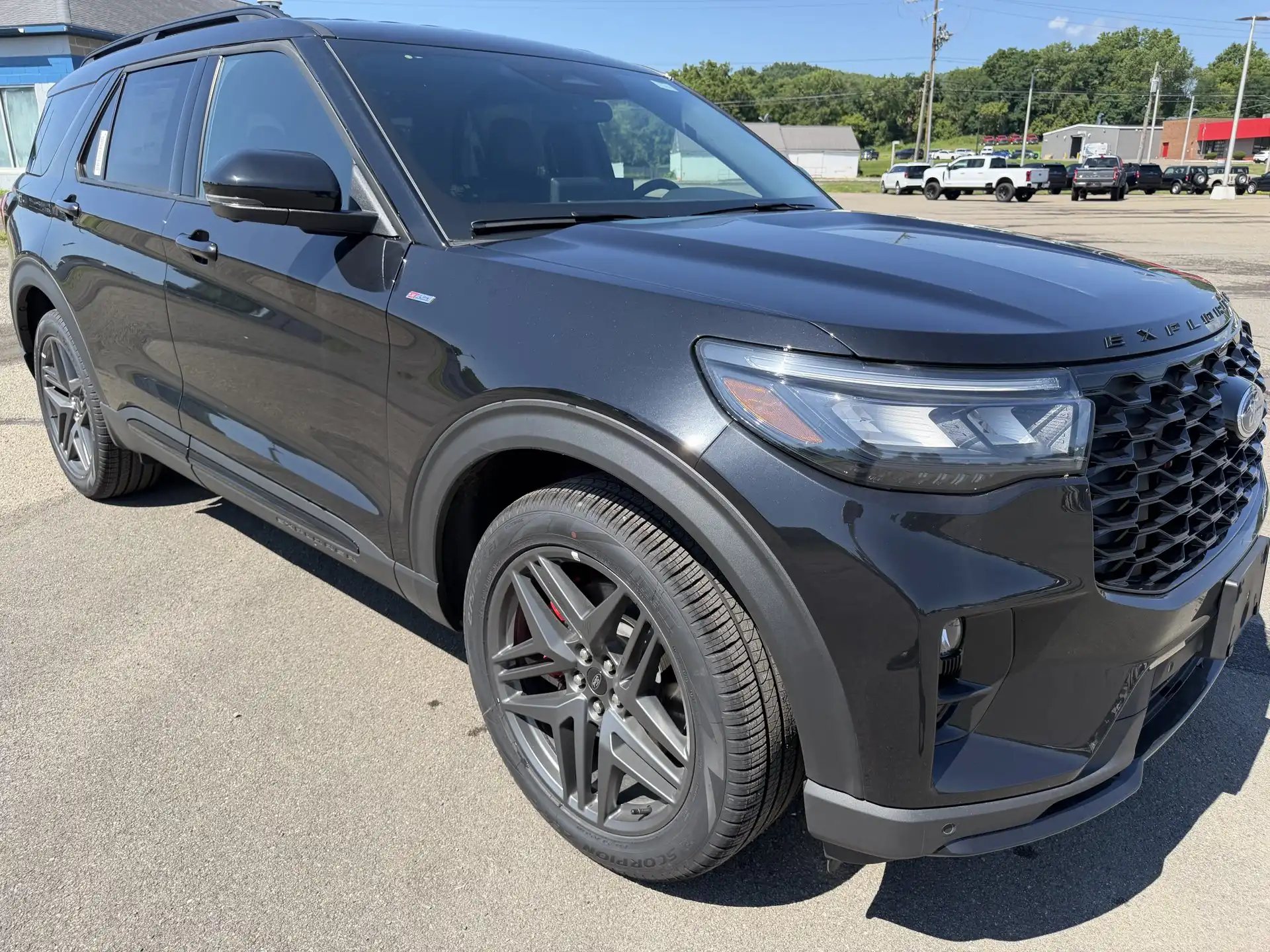 2026 Ford Explorer ST-LINE 4WD's photo
