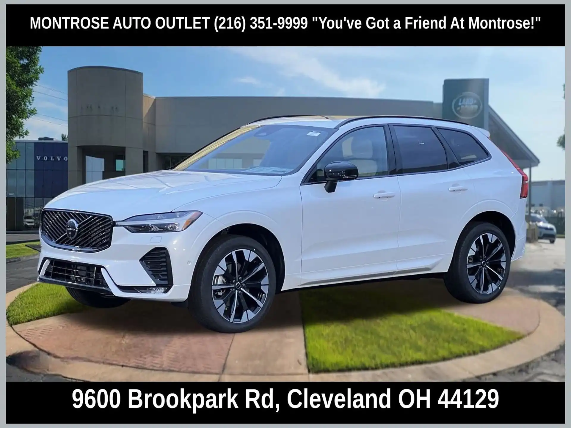 2026 Volvo XC60 B5 Plus Dark AWD's photo