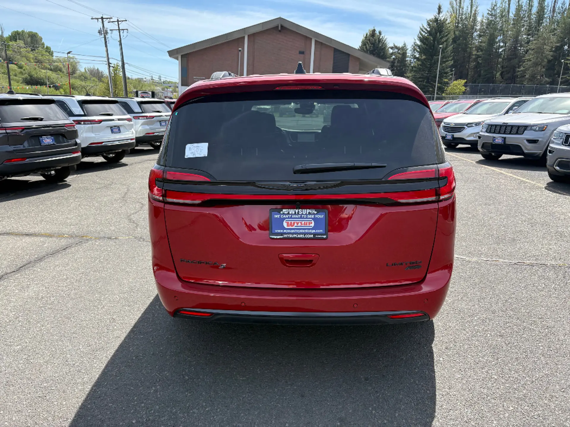 2026 Chrysler Pacifica Limited AWD photo 4