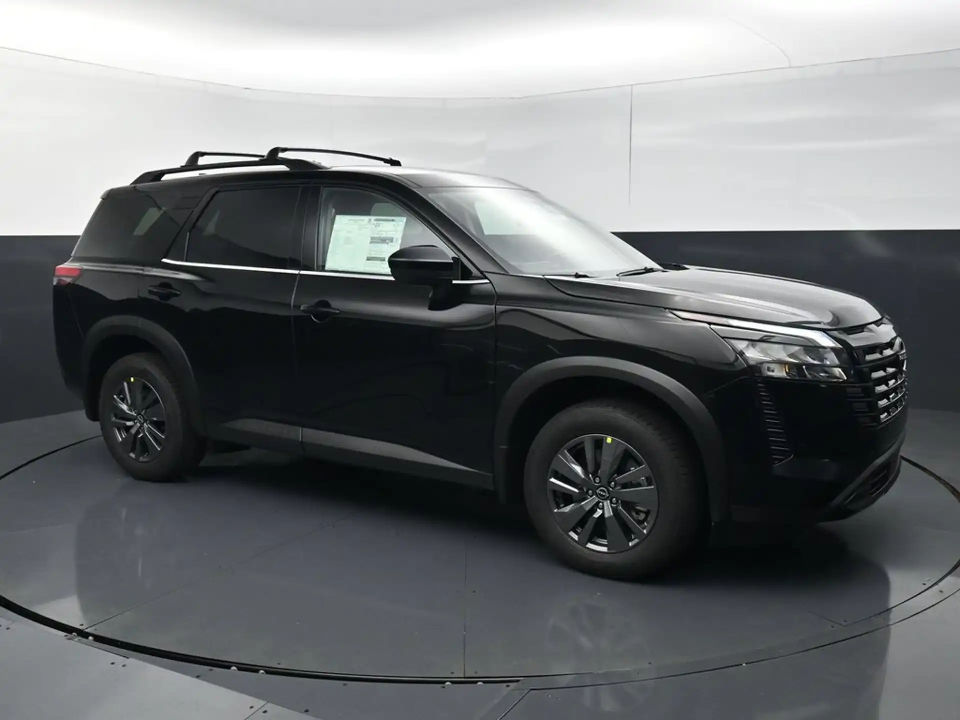 2026 Nissan Pathfinder SV 2WD's photo