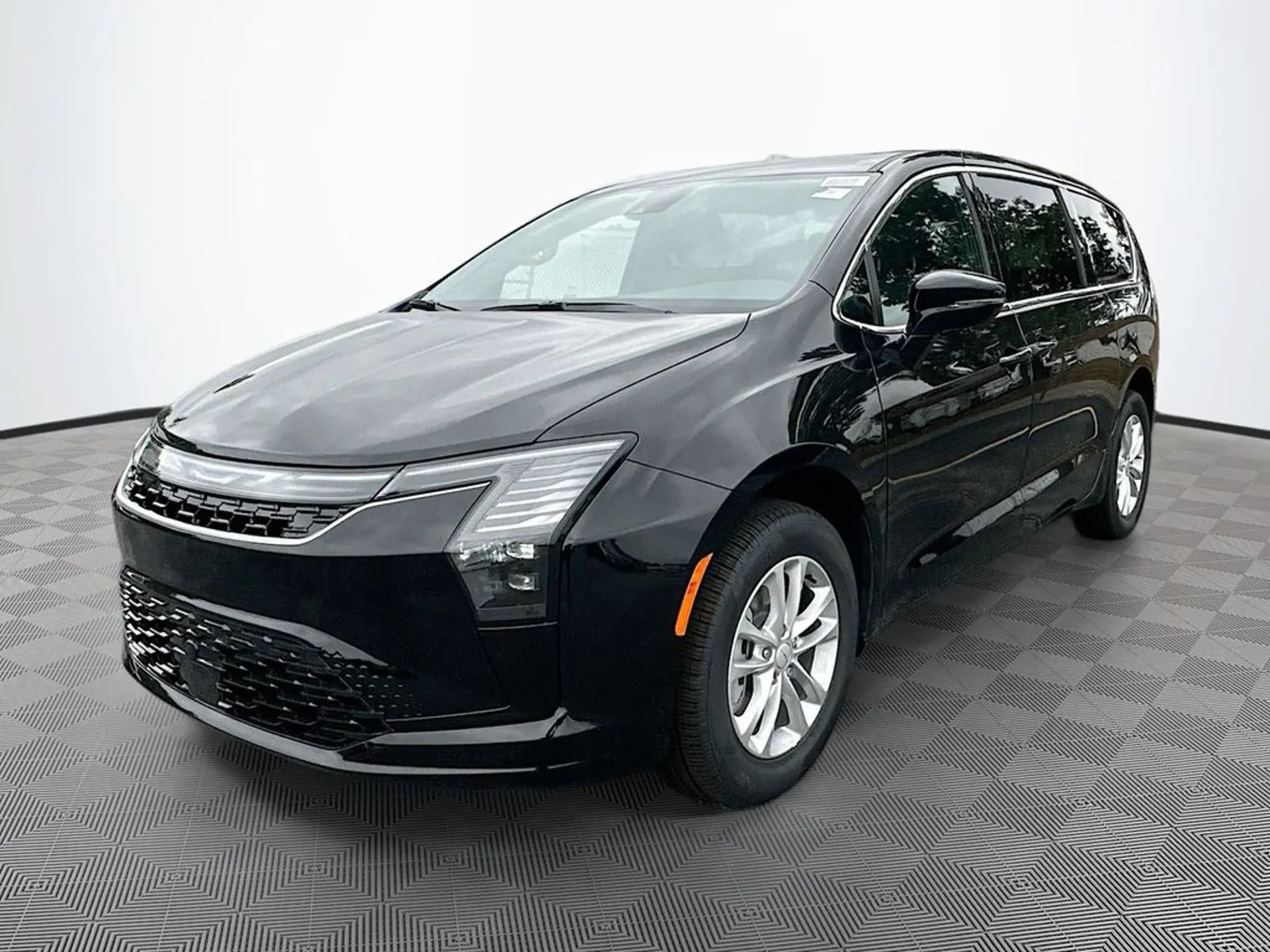 2027 Chrysler Pacifica Select AWD photo 4