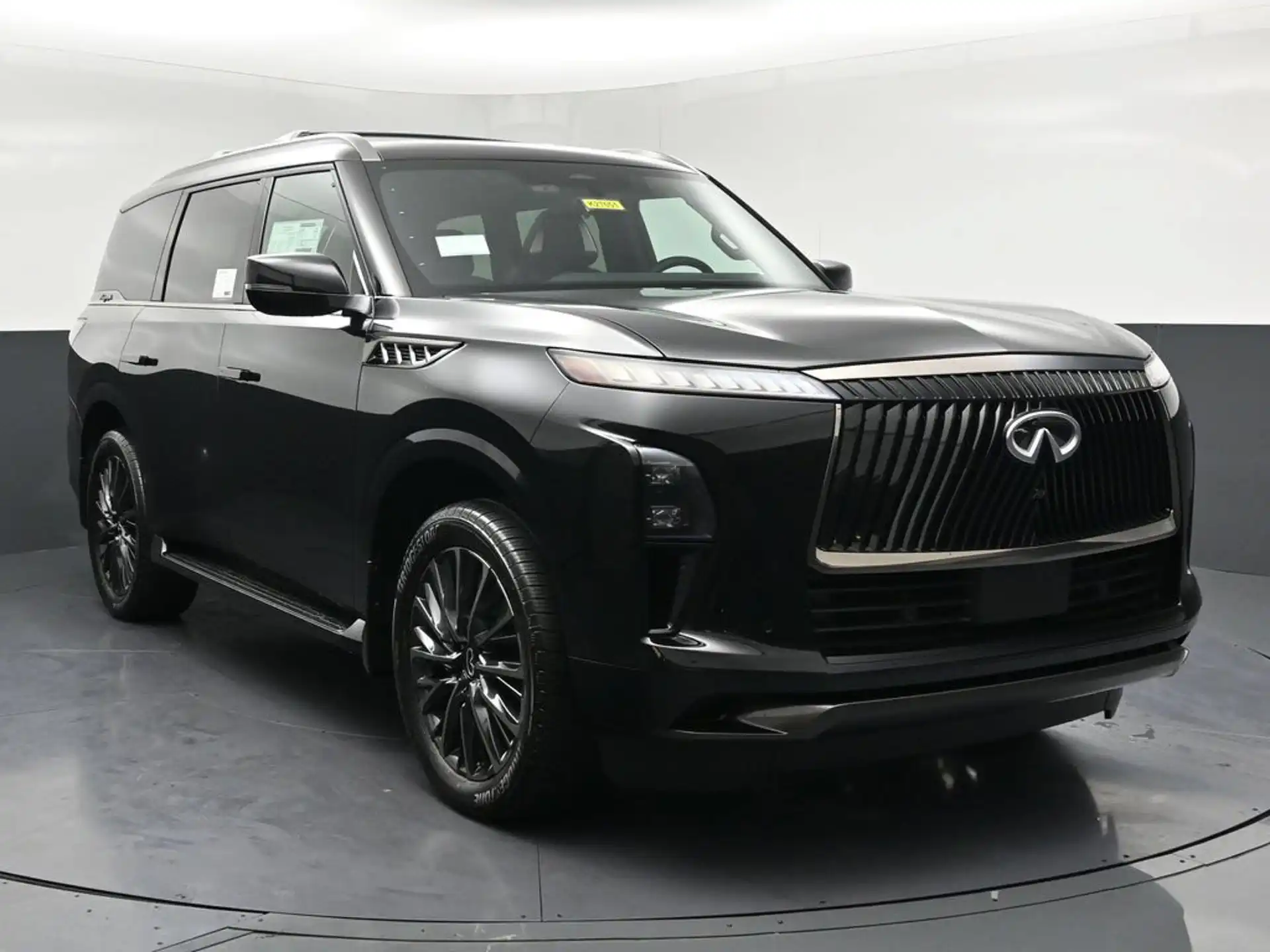 2027 INFINITI QX80 Autograph's photo
