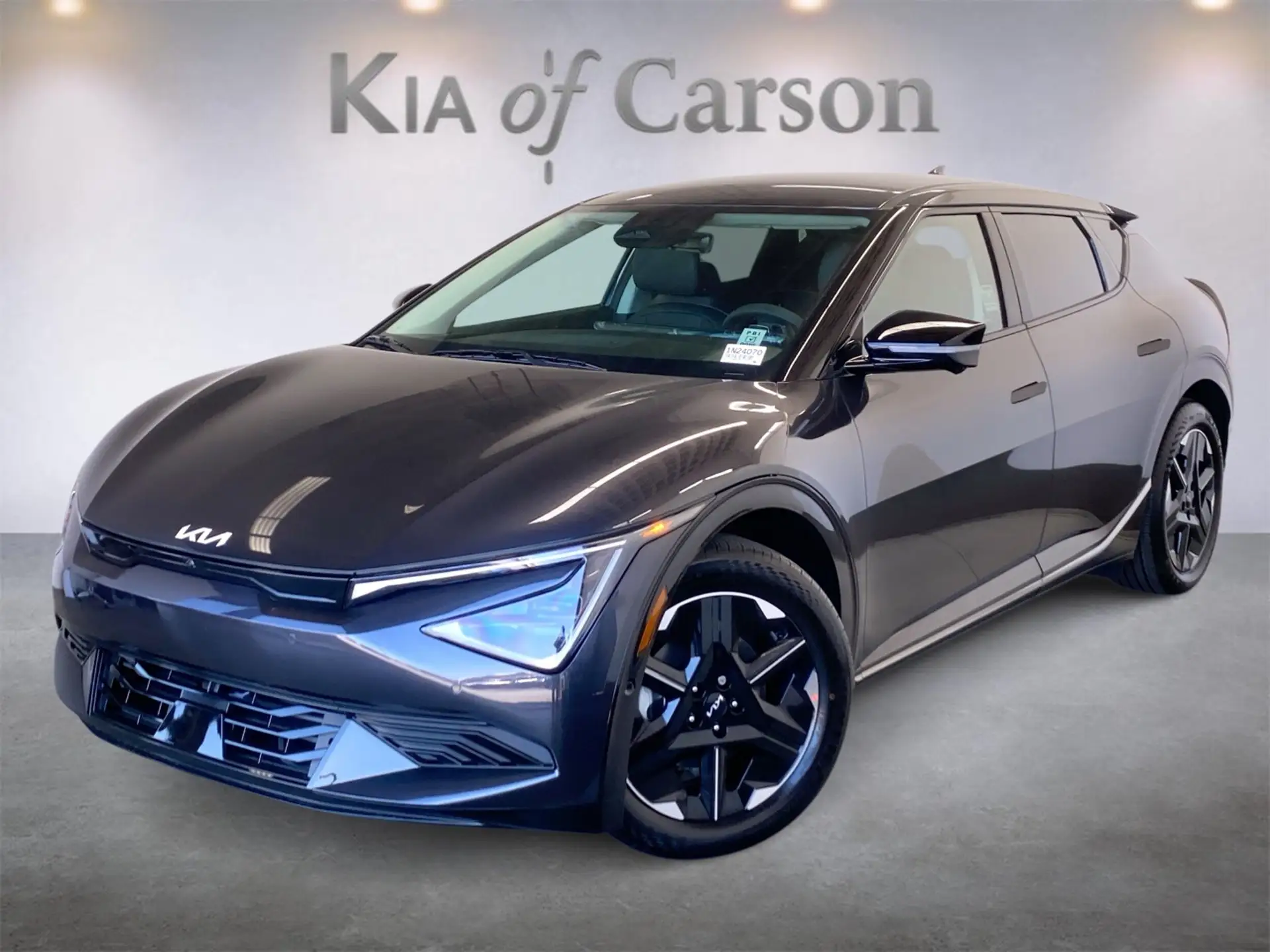 2026 Kia EV6 Wind photo 1
