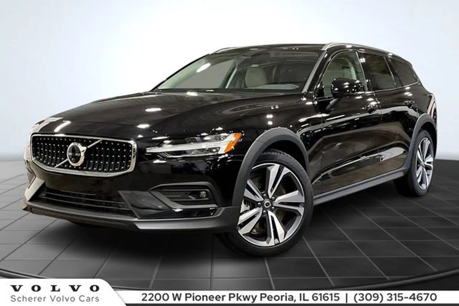 2026 Volvo V60 Cross Country B5 Plus AWD's photo