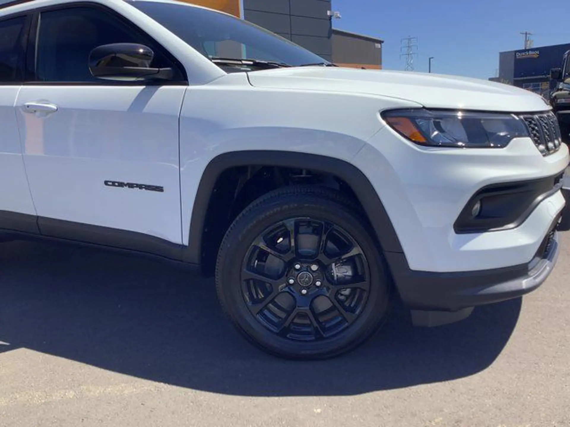 2025 Jeep Compass Latitude 4X4 photo 3