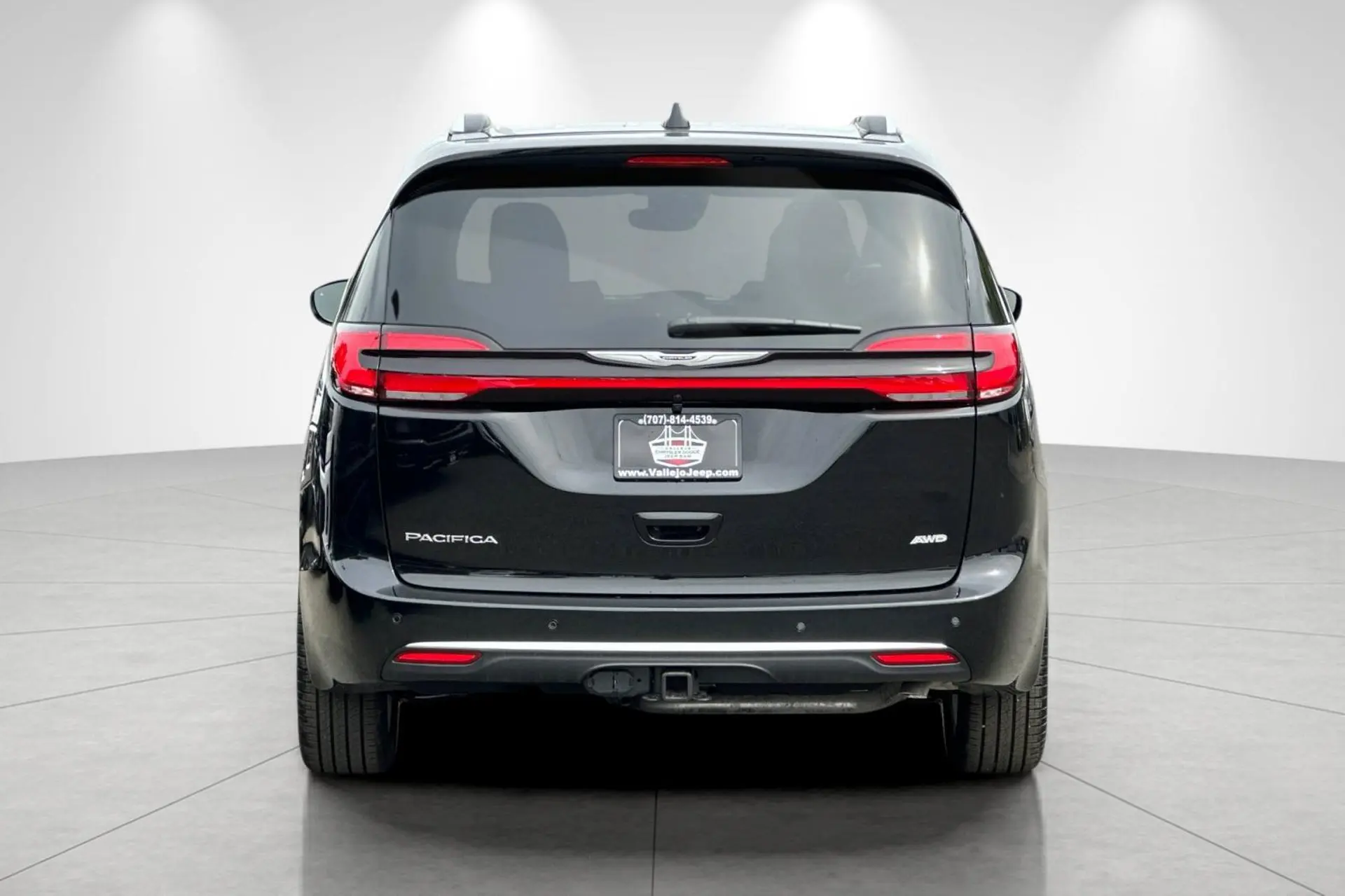 2026 Chrysler Pacifica Pinnacle AWD photo 5