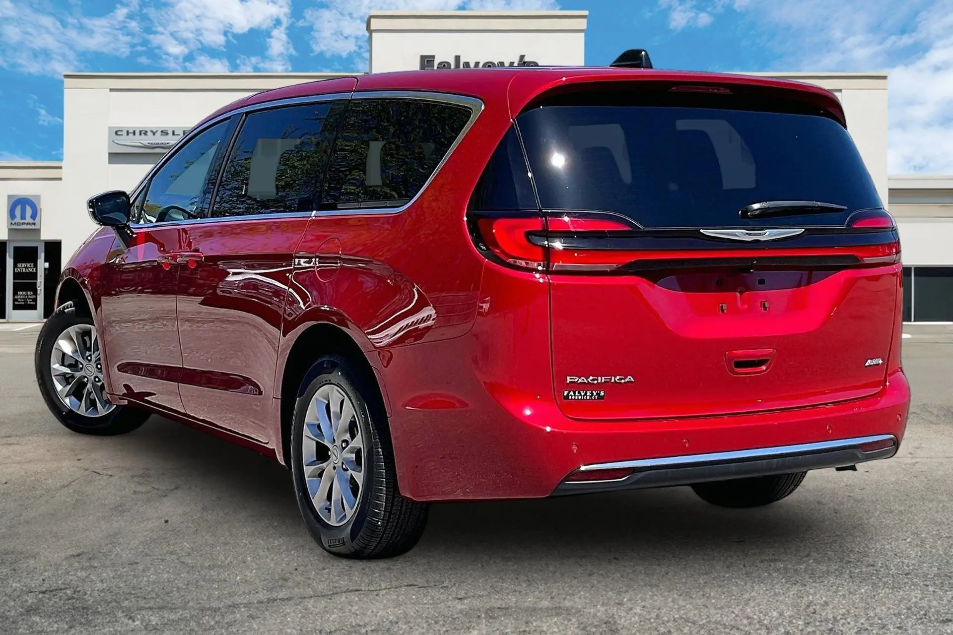 2026 Chrysler Pacifica Select AWD photo 3
