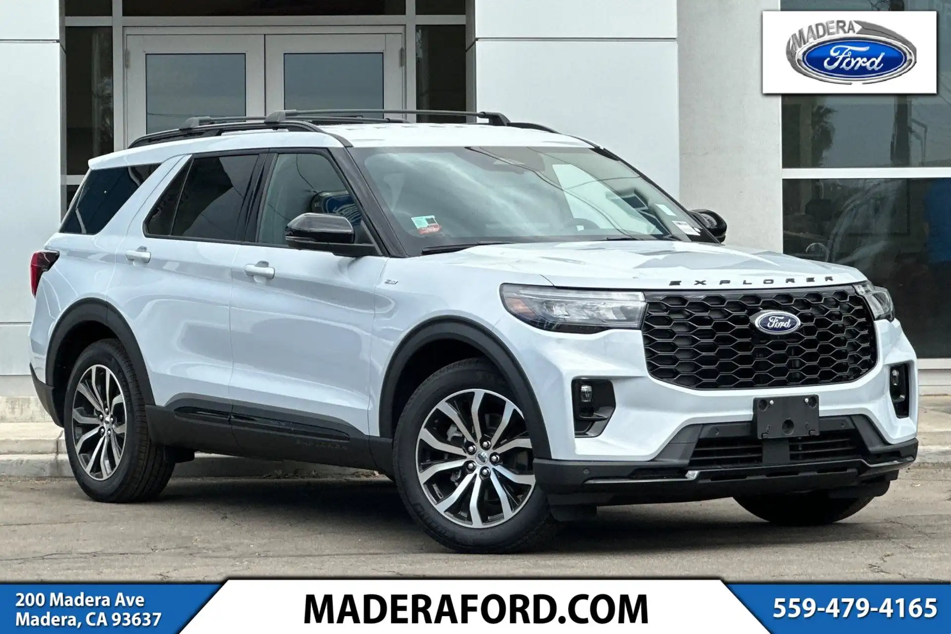 2026 Ford Explorer ST-LINE RWD's photo